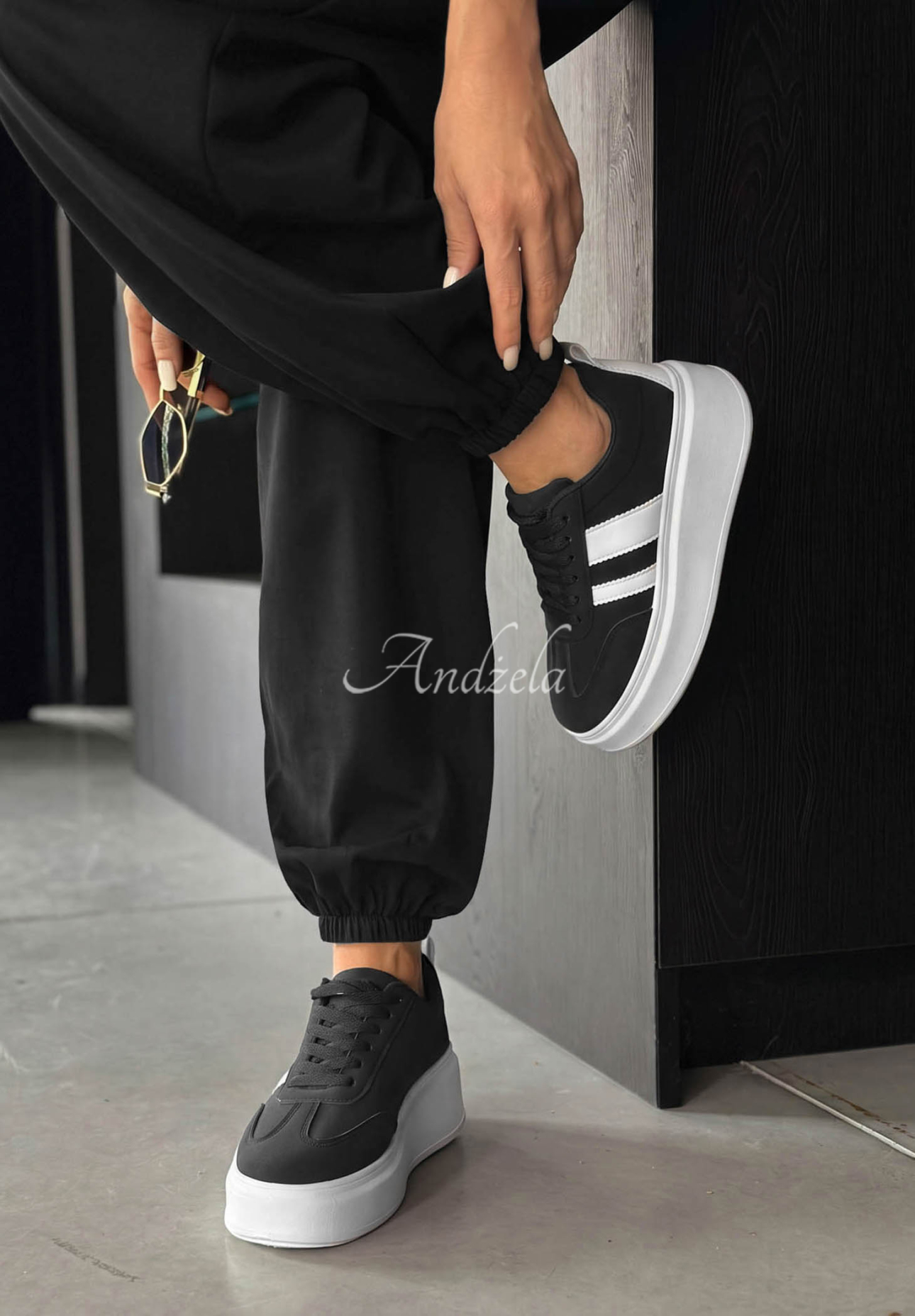 Wildleder Sneakers Start With Forever Schwarz