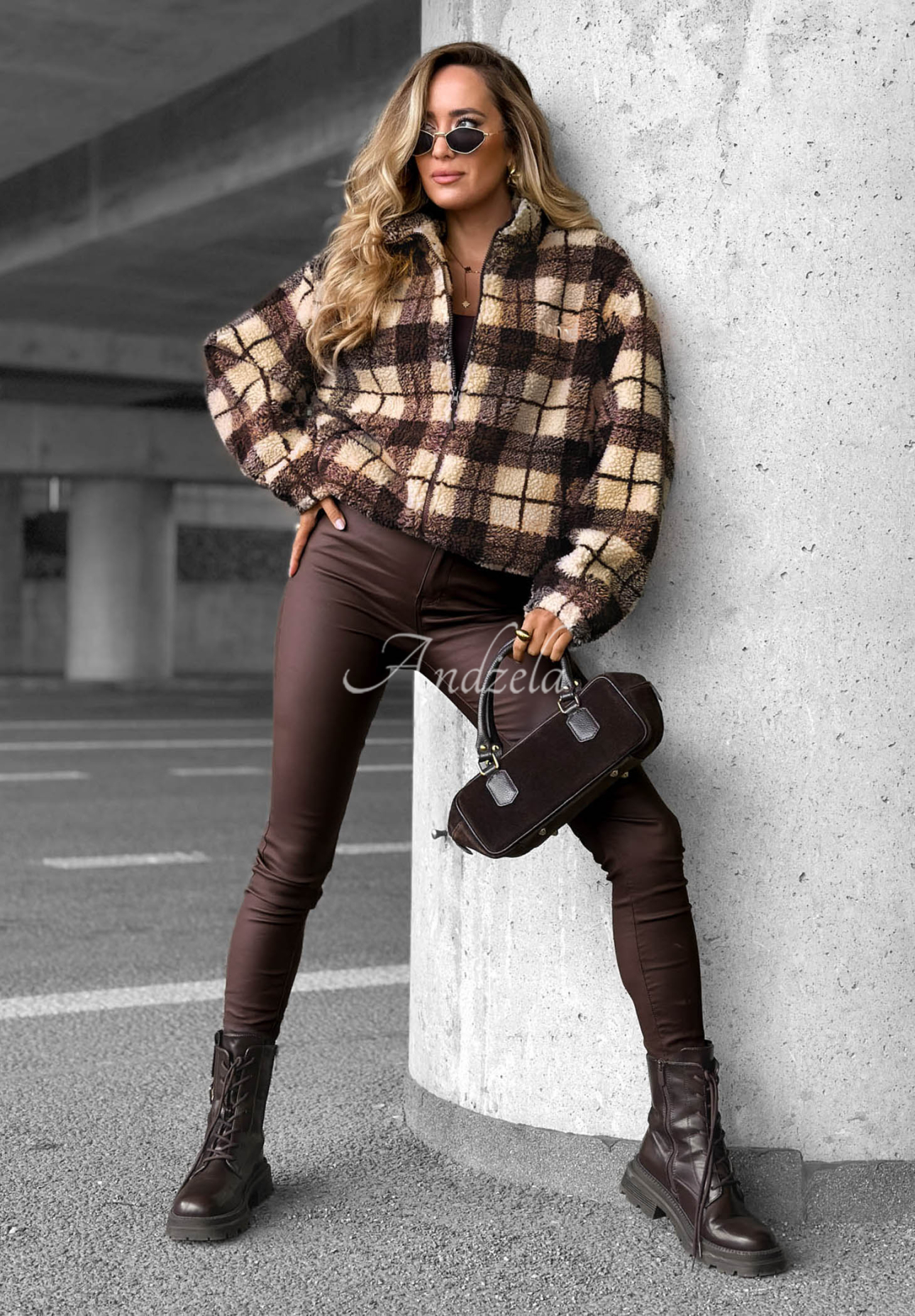 Kurze karierte Jacke aus Lammfellimitat Teddy Jacket Schokoladenbraun