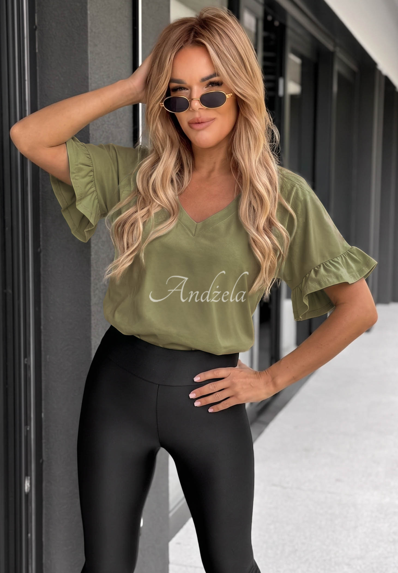 Baumwoll-T-Shirt mit Rüschen Ask For More Olivgrün