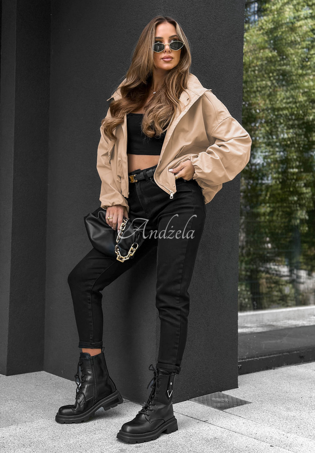 Kurze Bomberjacke mit Kapuze Street Chic Beige
