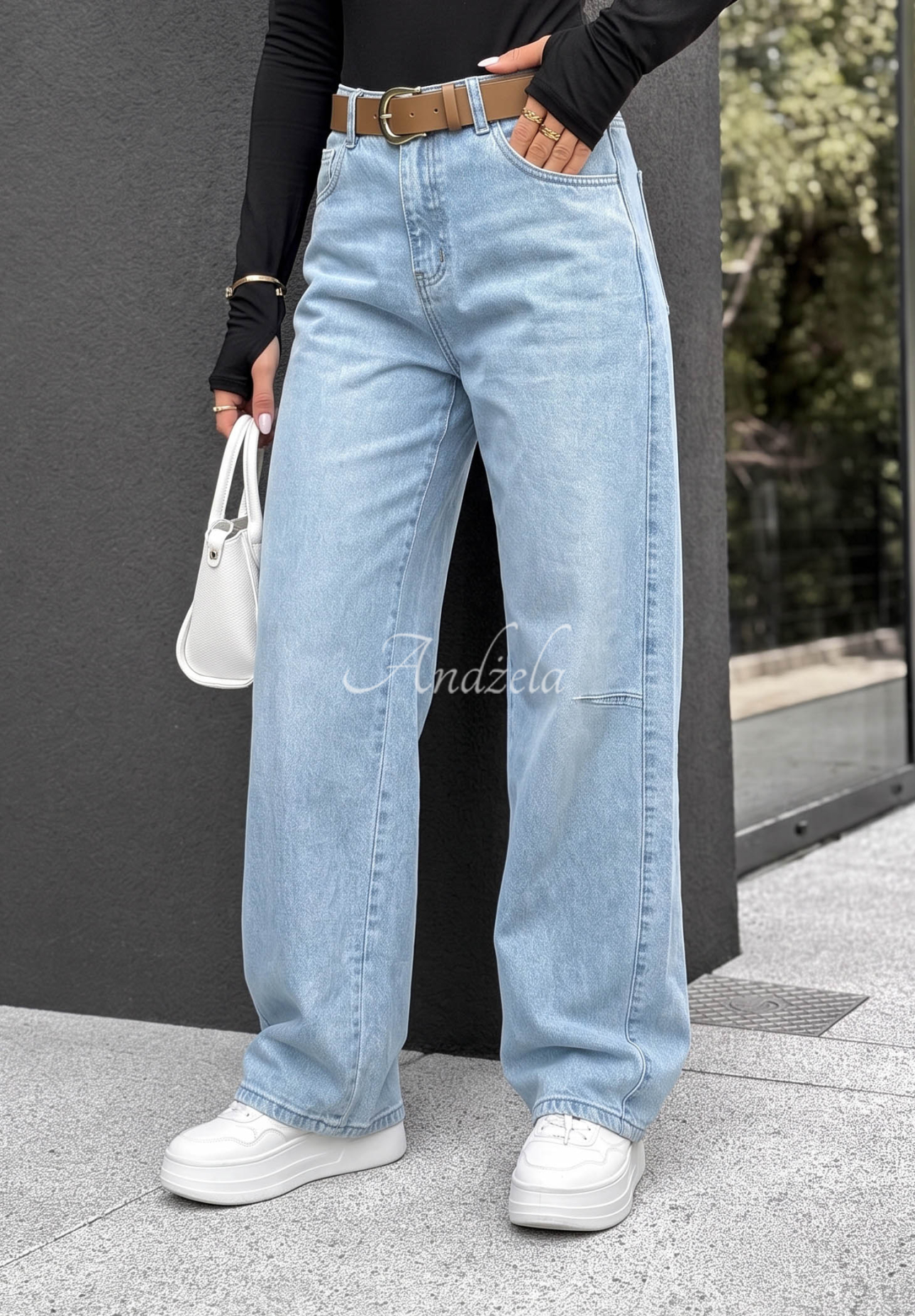 Baggy-Jeans mit Gürtel Day Trip Hellblau