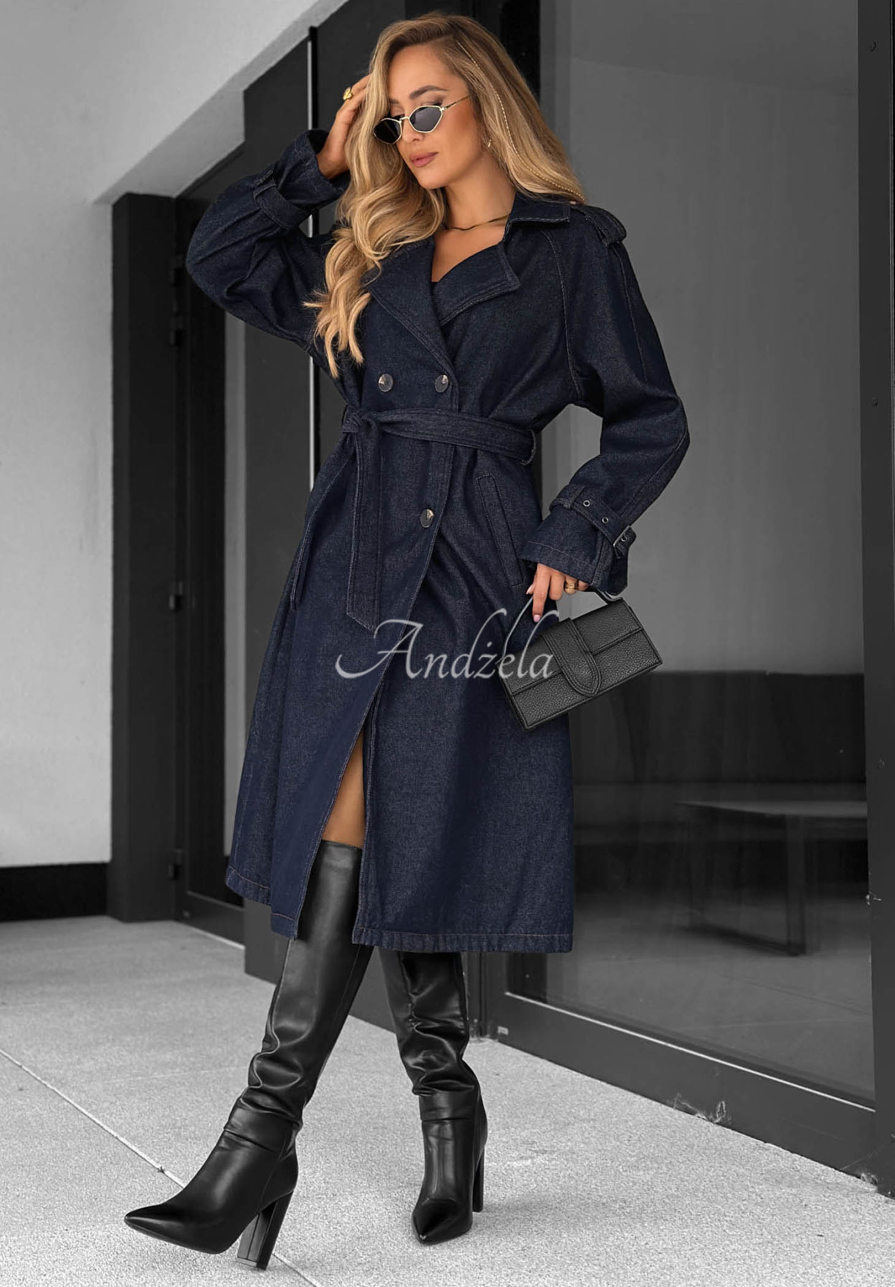Langer Jeans-Trenchcoat mit Gürtel Autumn Outfits dunkelblau