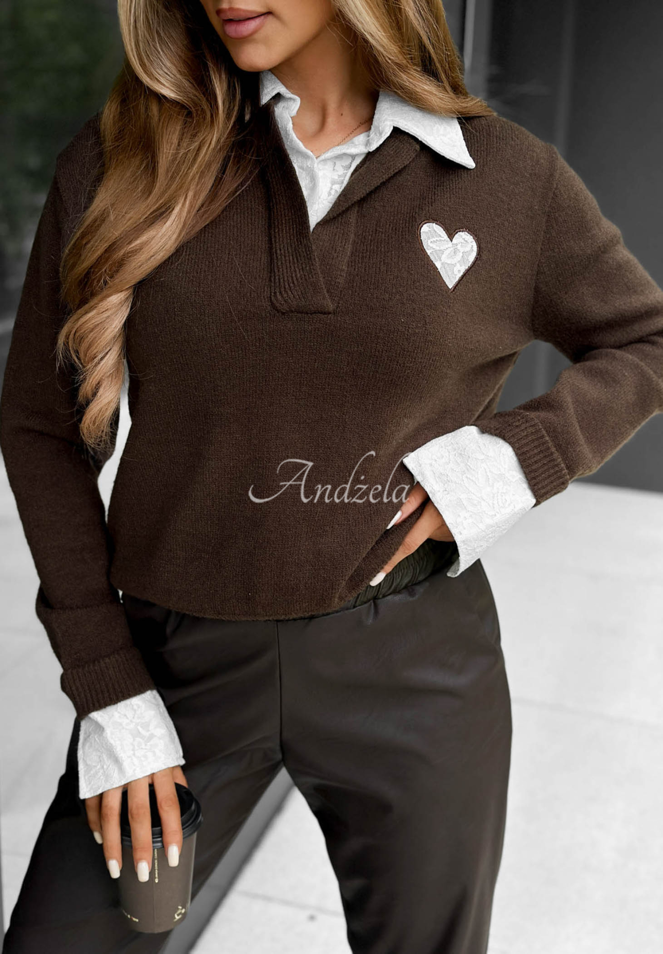 Viskose-Pullover mit Spitzenkragen Cozy Charm Schokoladenbraun