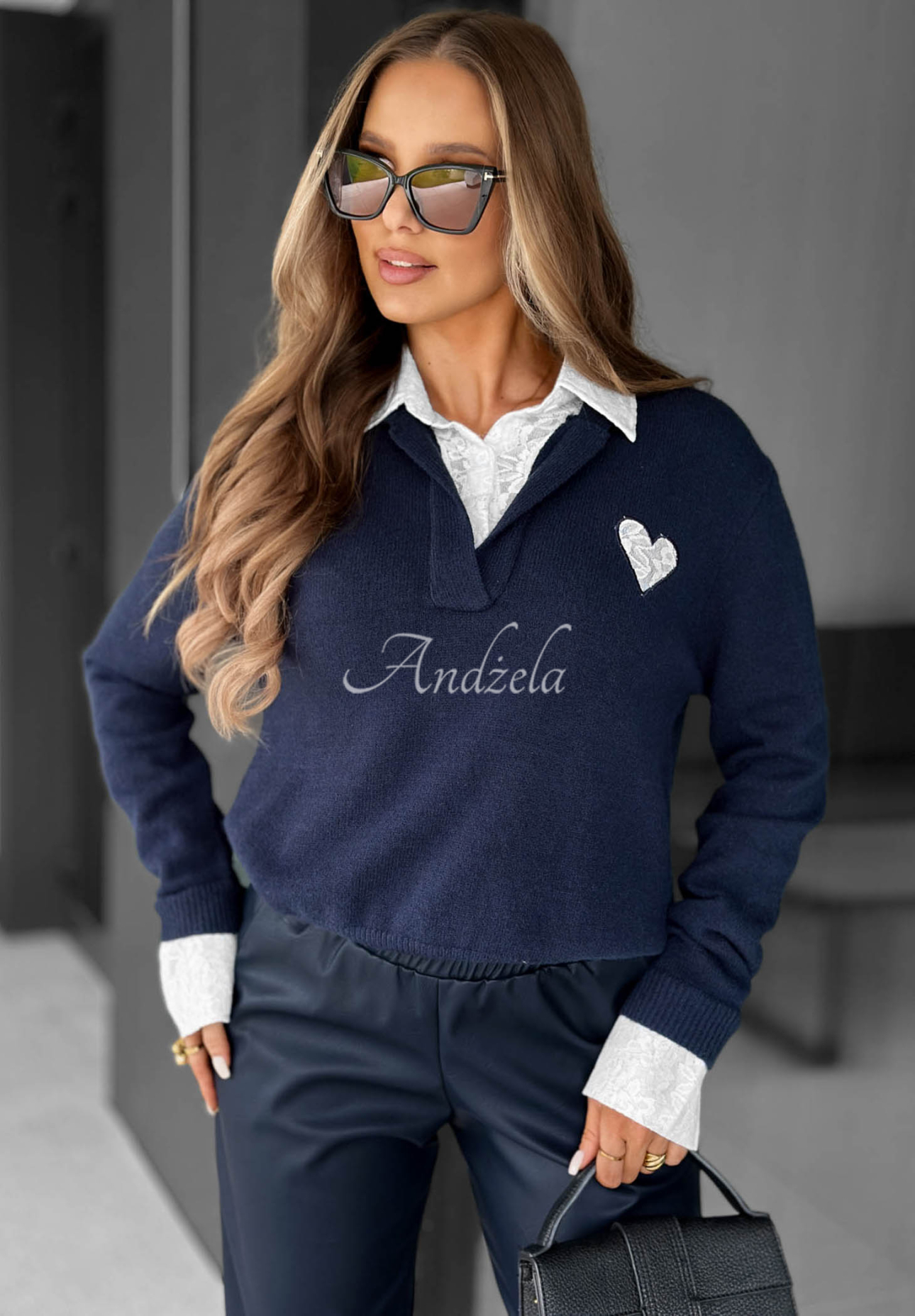 Viskose-Pullover mit Spitzenkragen Cozy Charm Dunkelblau