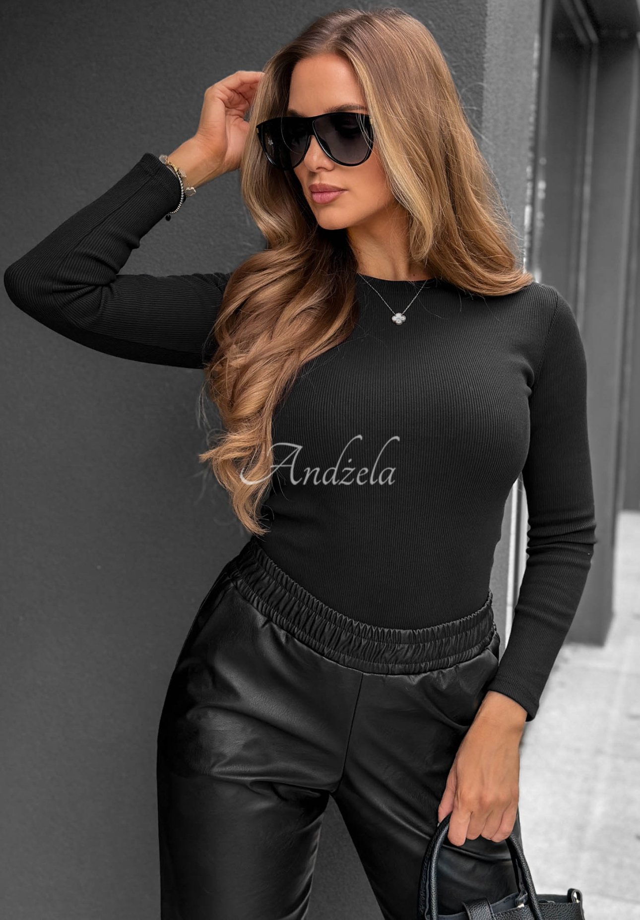 Gerippte Baumwollbluse Quiet Signal Schwarz