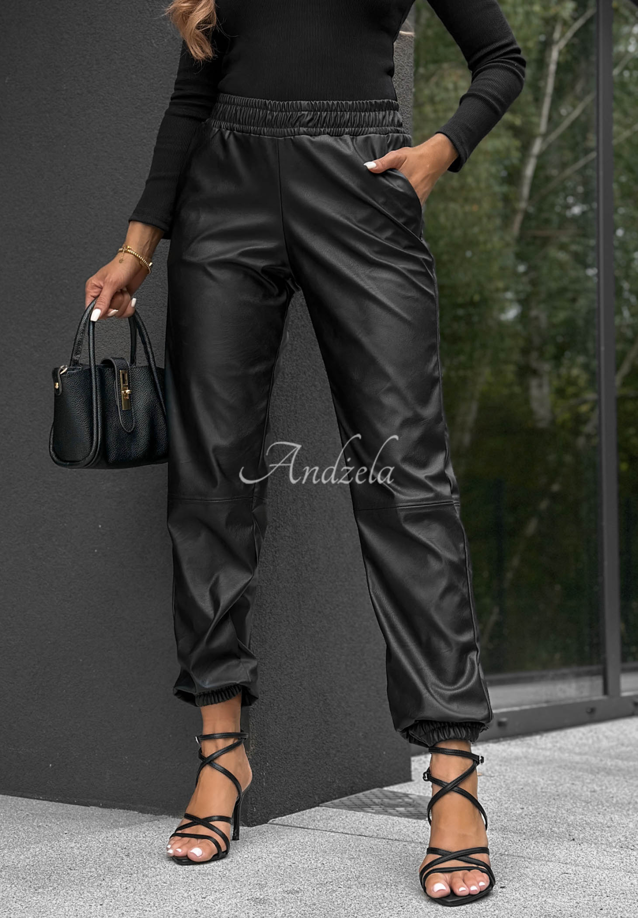 Jogginghose aus Lederimitat Maybe Forever Schwarz