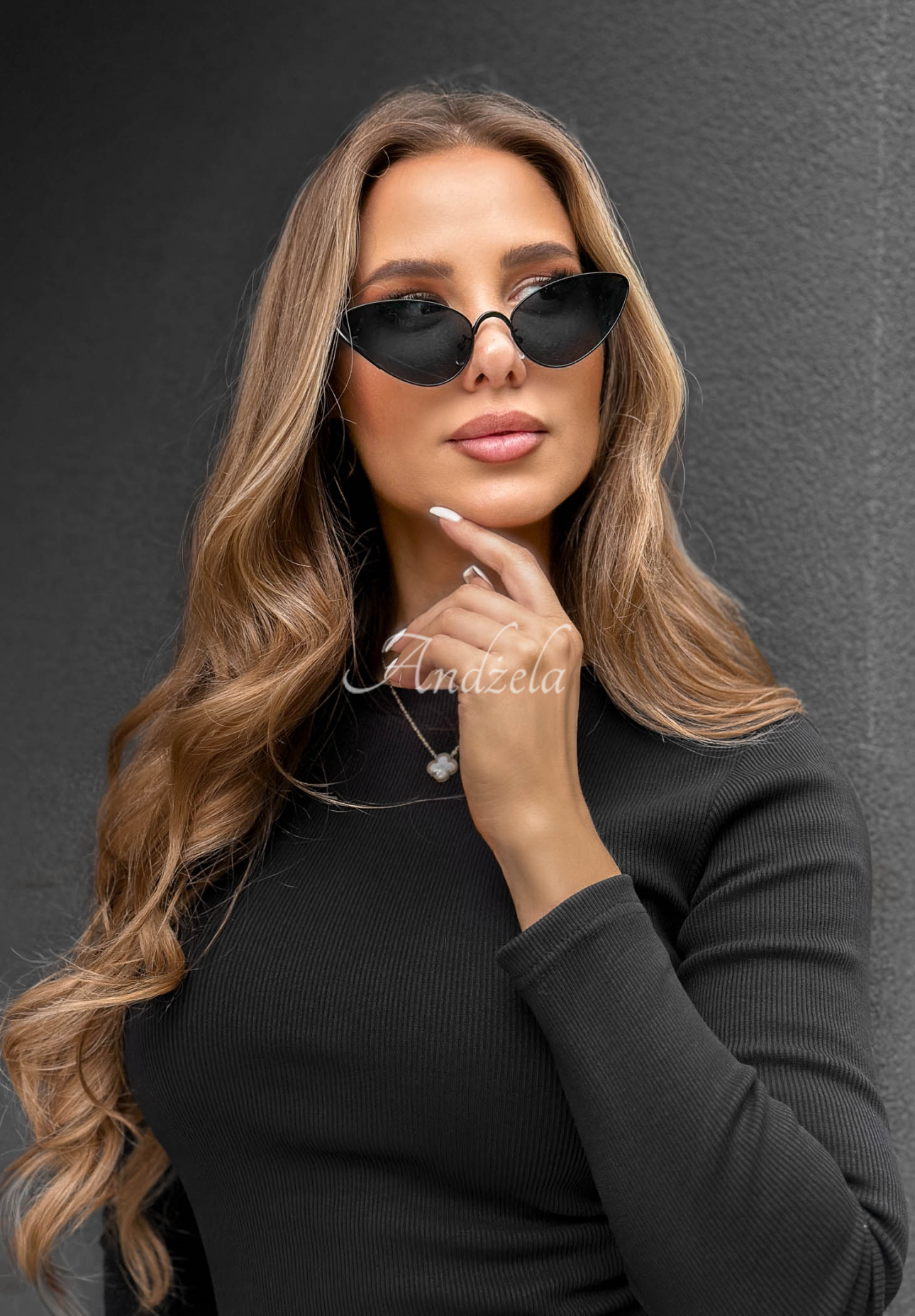 Sonnenbrille Modern Look Schwarz