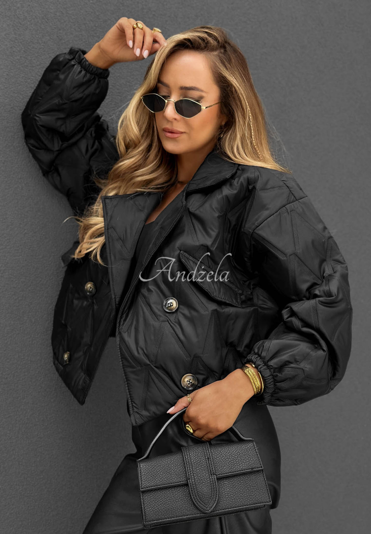 Kurze Steppjacke mit Kragen Frost Morning Schwarz