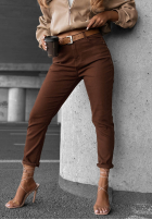 Hose Jeans mom fit z paskiem Worth It Schokoladenbraun