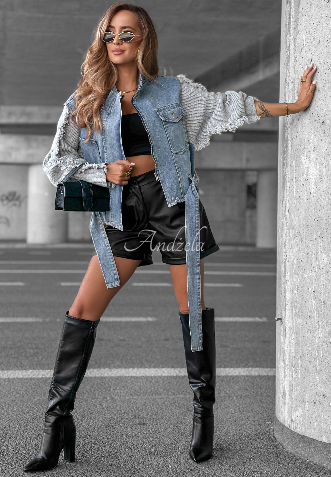Kurze Jeansjacke mit Strickärmeln Gloomy Mood blau-graun
