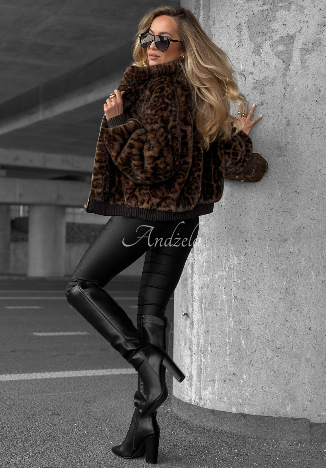 Kurze Leopardenpelzjacke Cozy Leopard Schwarz