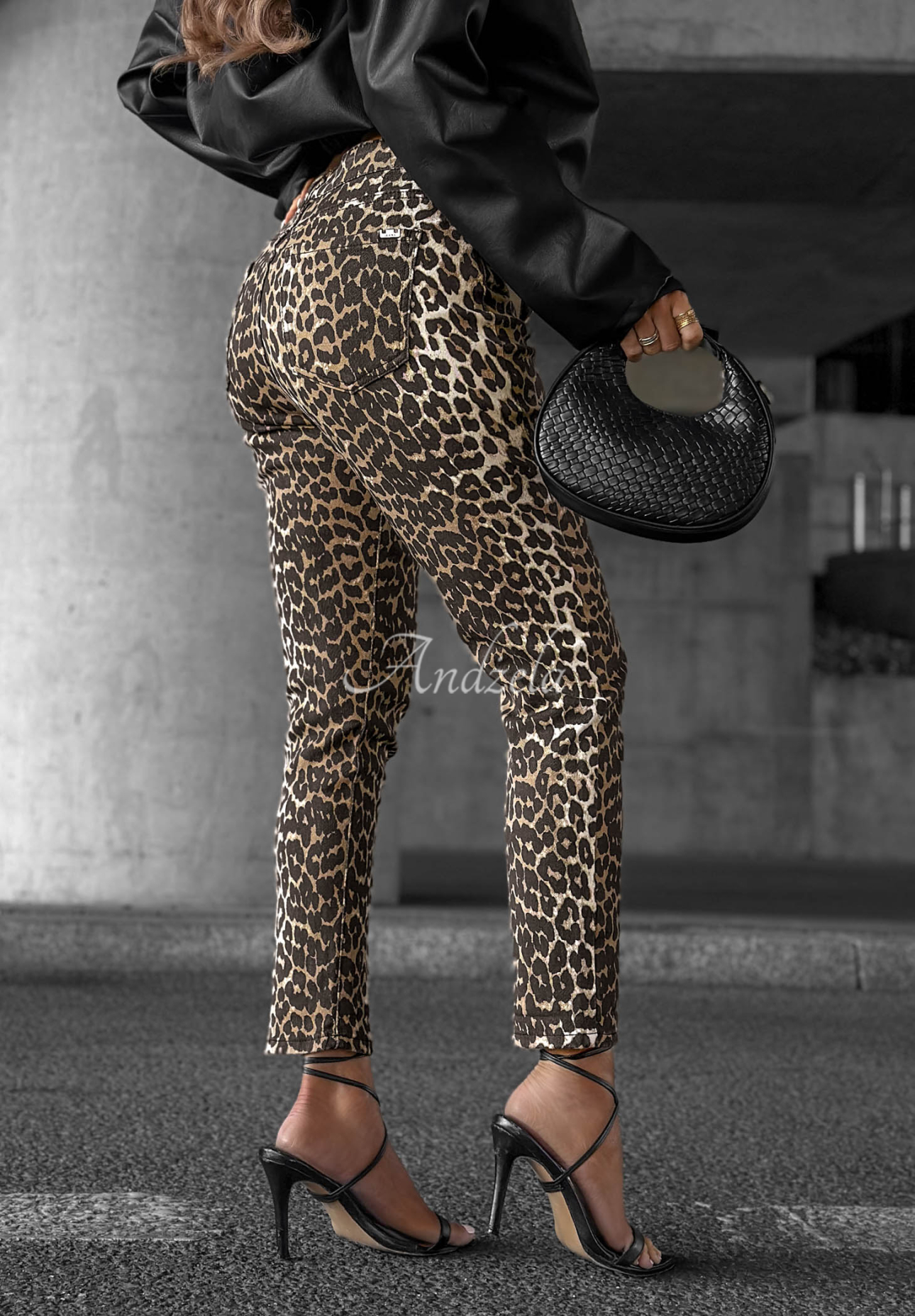 Jeanshose mom fit mit Leopardenmuster Wild Dream Beige