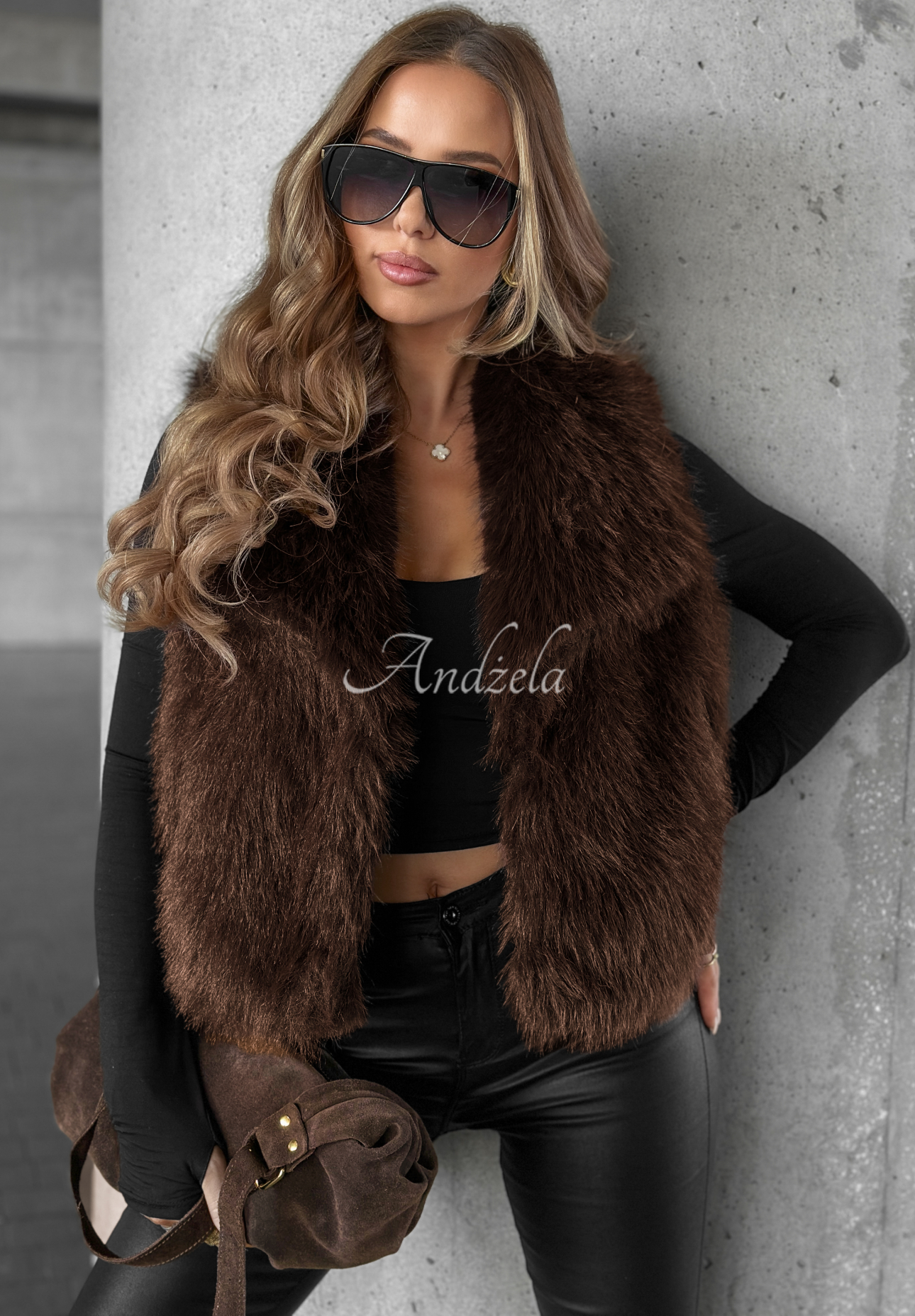 Kurze Weste mit Kunstfell Bear Cuddle Schokoladenbraun