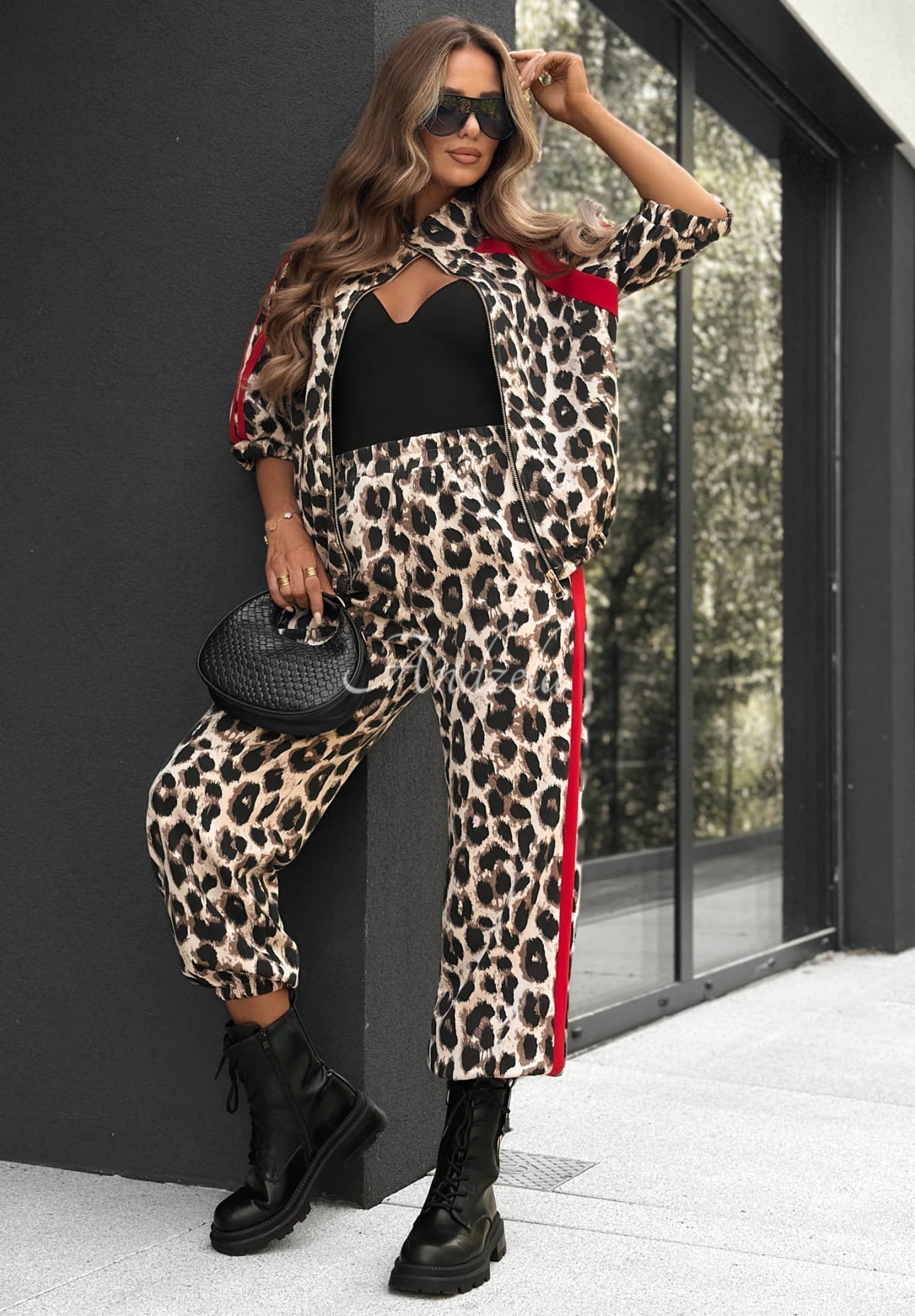 Trainingsanzug-Set aus Viskose mit Leopardenmuster Leopard Touch beige-rot