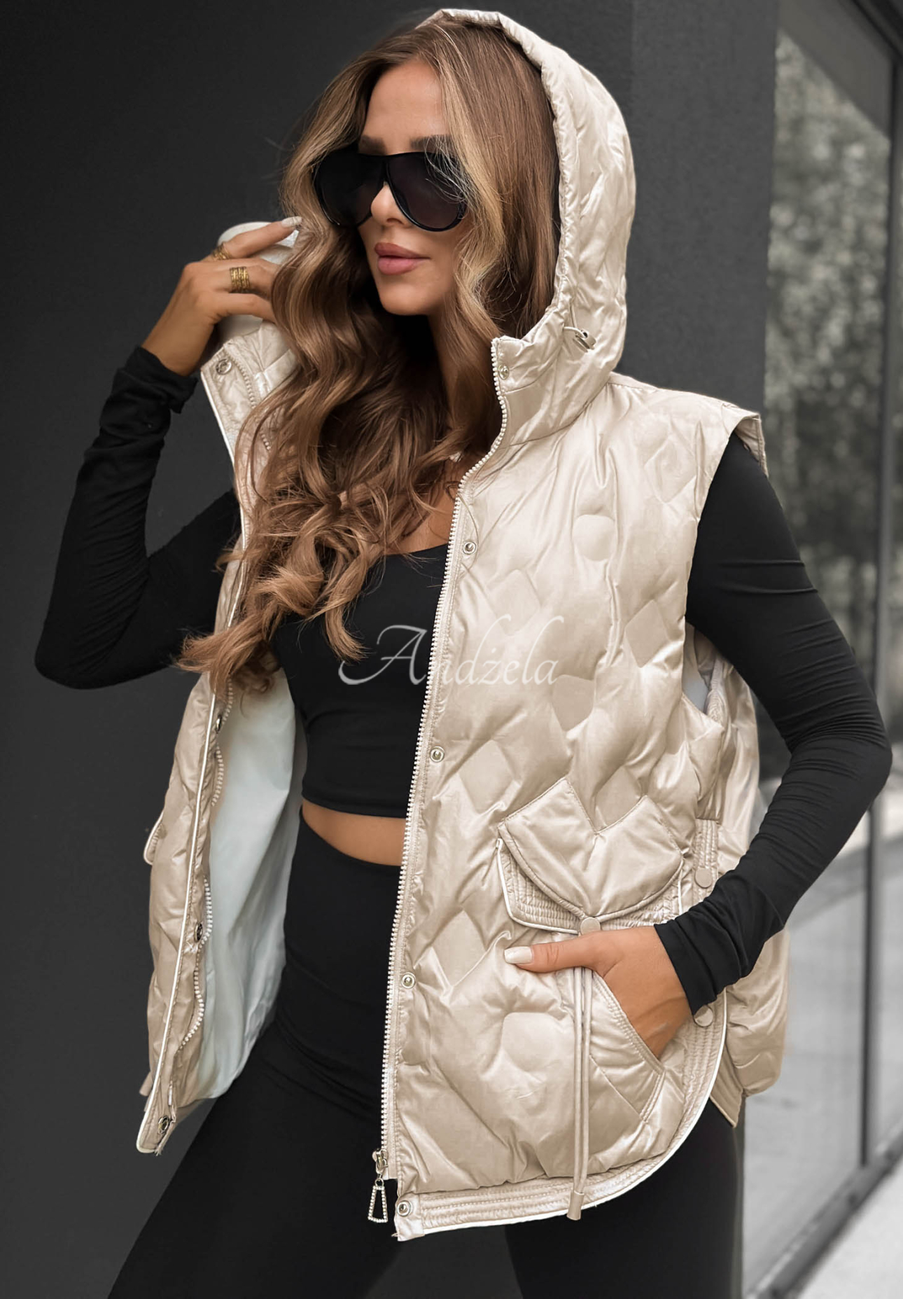 Gesteppte Weste mit Kapuze Morning Dew Beige