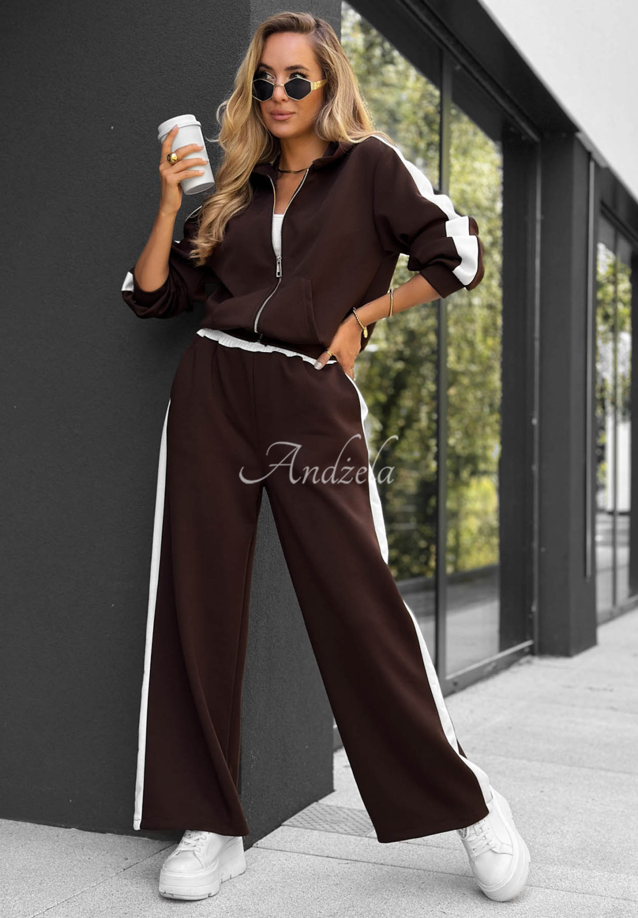Trainingsanzug Sweatshirt und Hose mit Streifen Lazy Sunday Schokoladenbraun