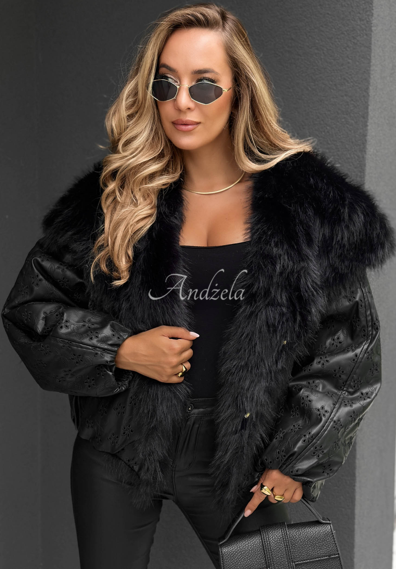 Gemusterte Jacke mit Pelz True Balance Schwarz