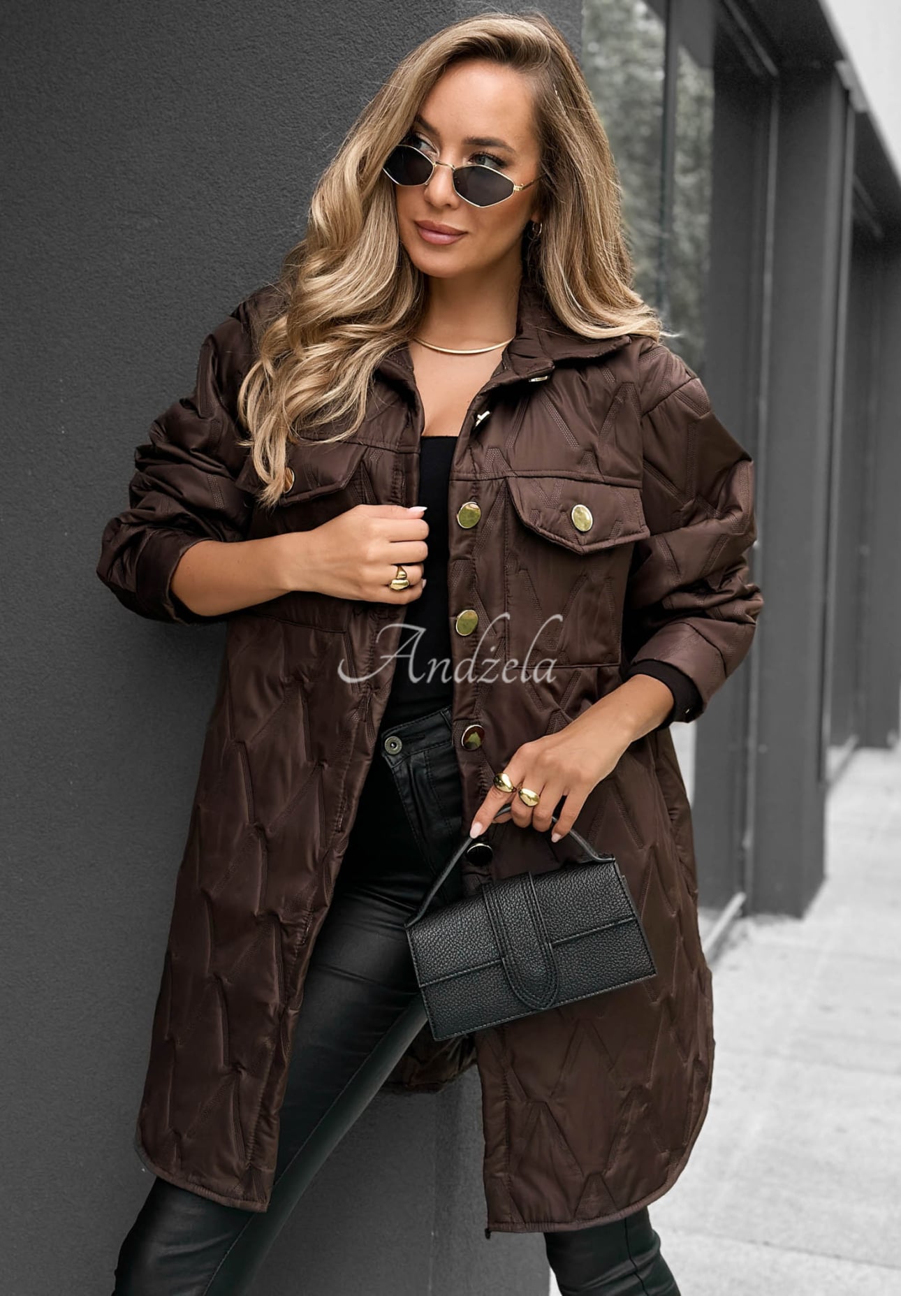 Lange Steppjacke mit Taschen Alpine Whisper Schokoladenbraun