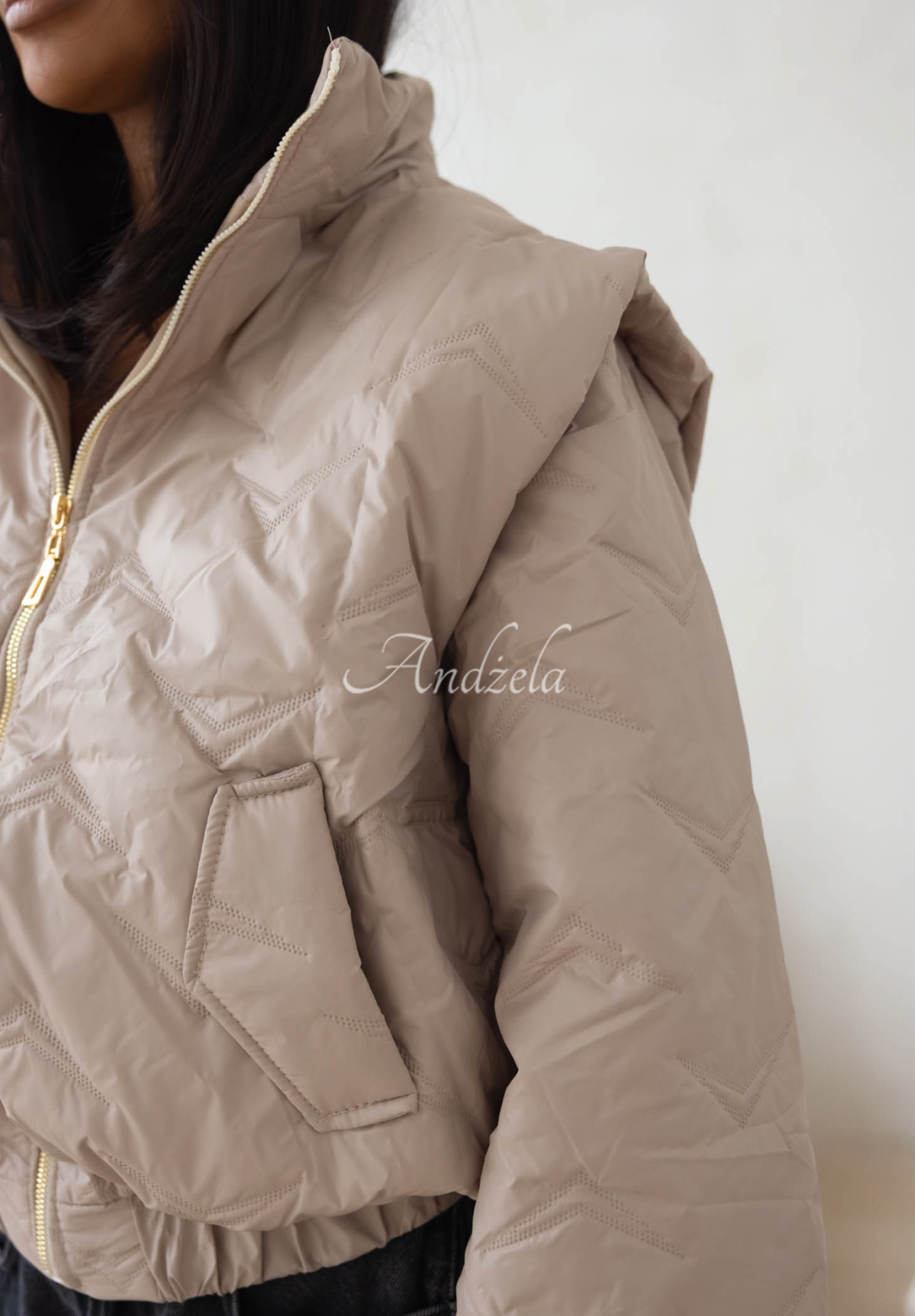 Kurze, gesteppte Bomberjacke Drizzle Days Beige