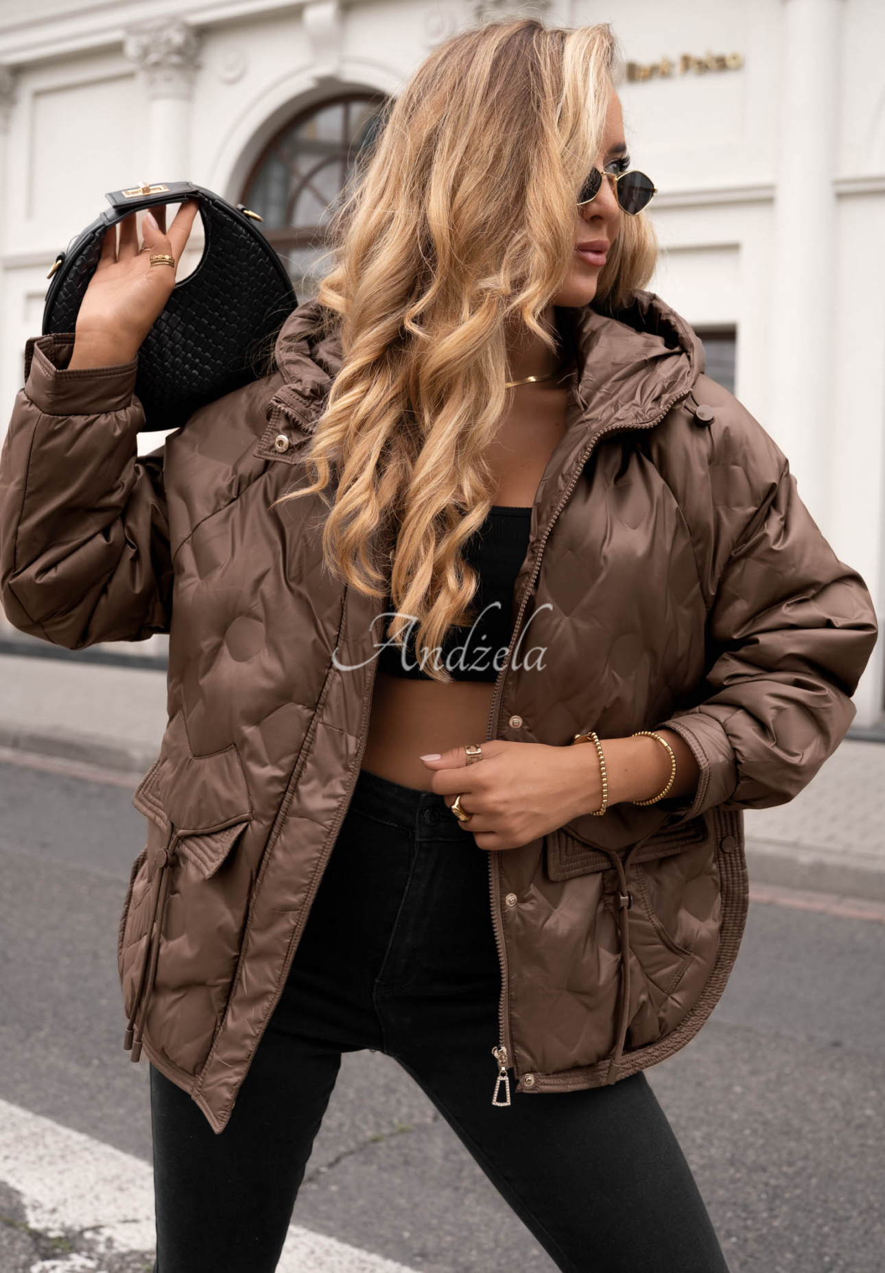 Gesteppte Jacke mit Kapuze Autumn Escape Schokoladenbraun