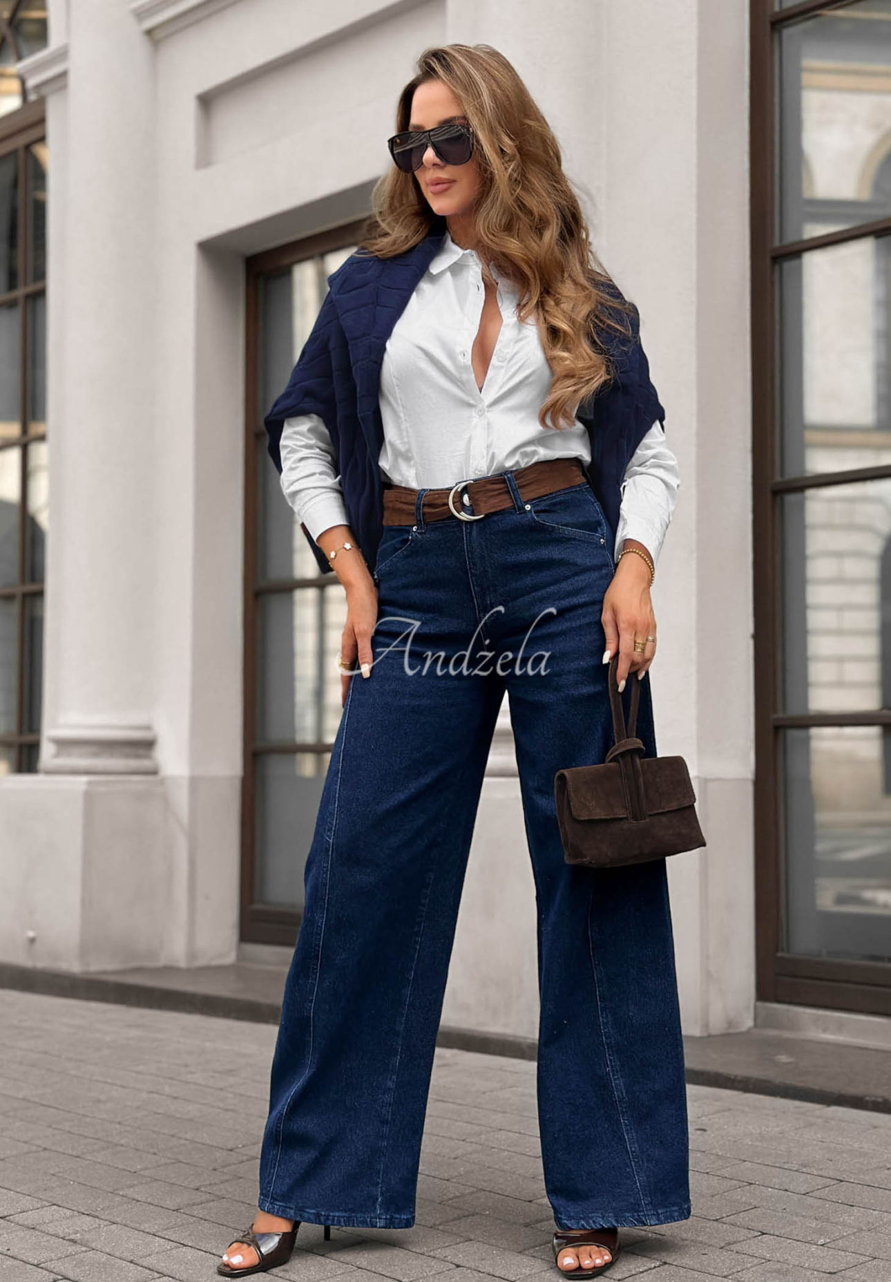Jeanshose mit weitem Bein und Gürtel Urban Flam Dunkelblau