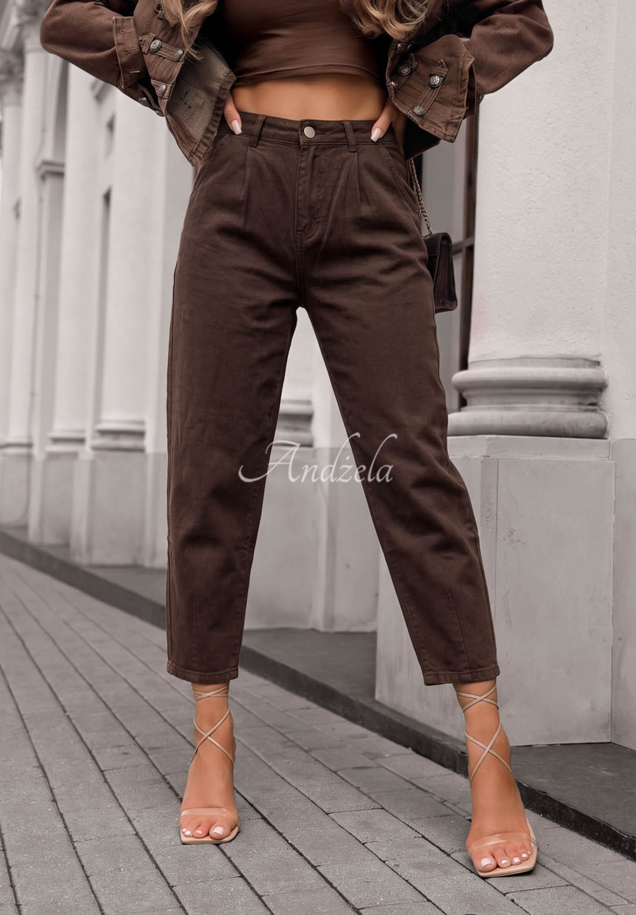 Jeans mom fit Lost Message Schokoladenbraun