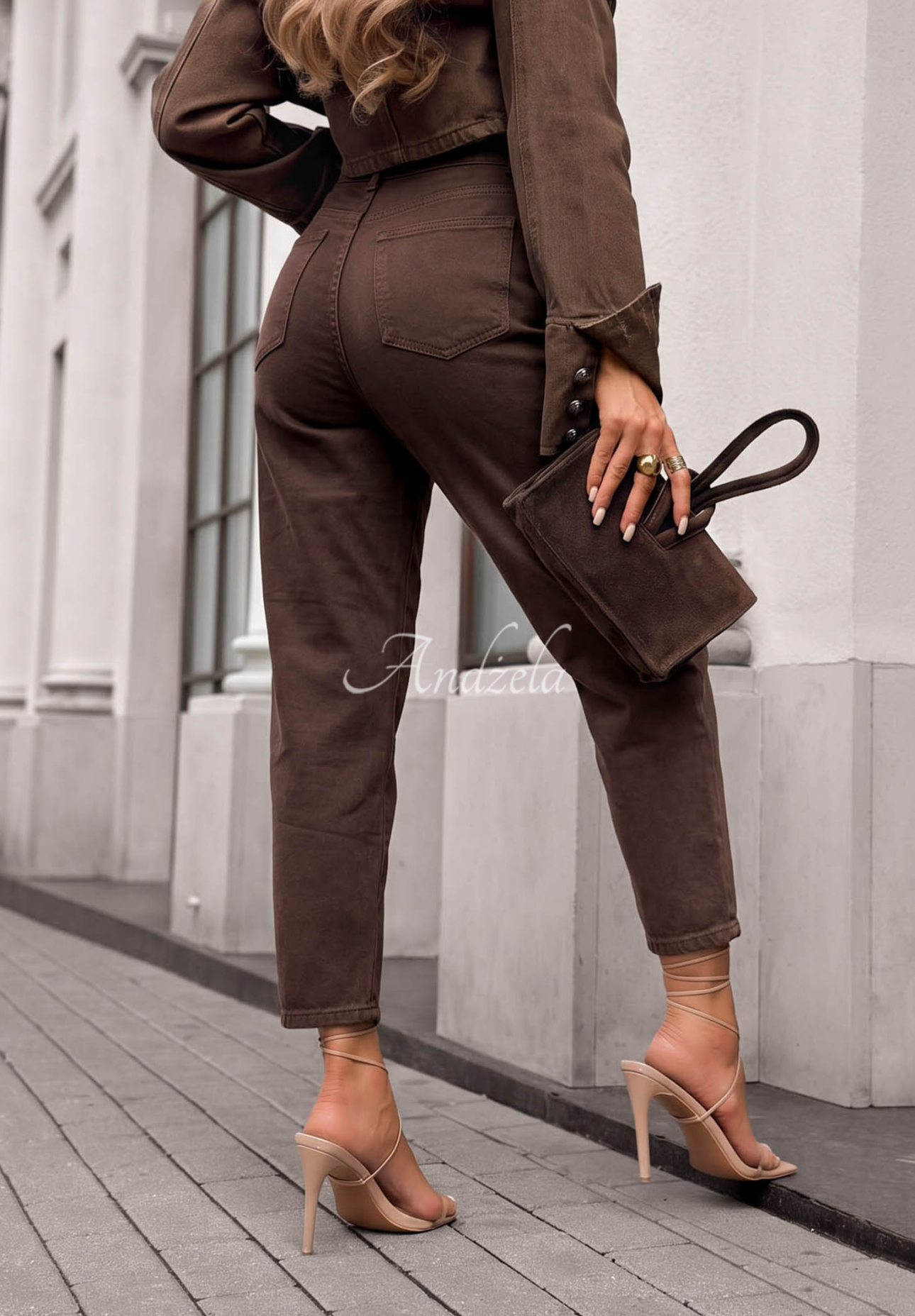 Jeans mom fit Lost Message Schokoladenbraun