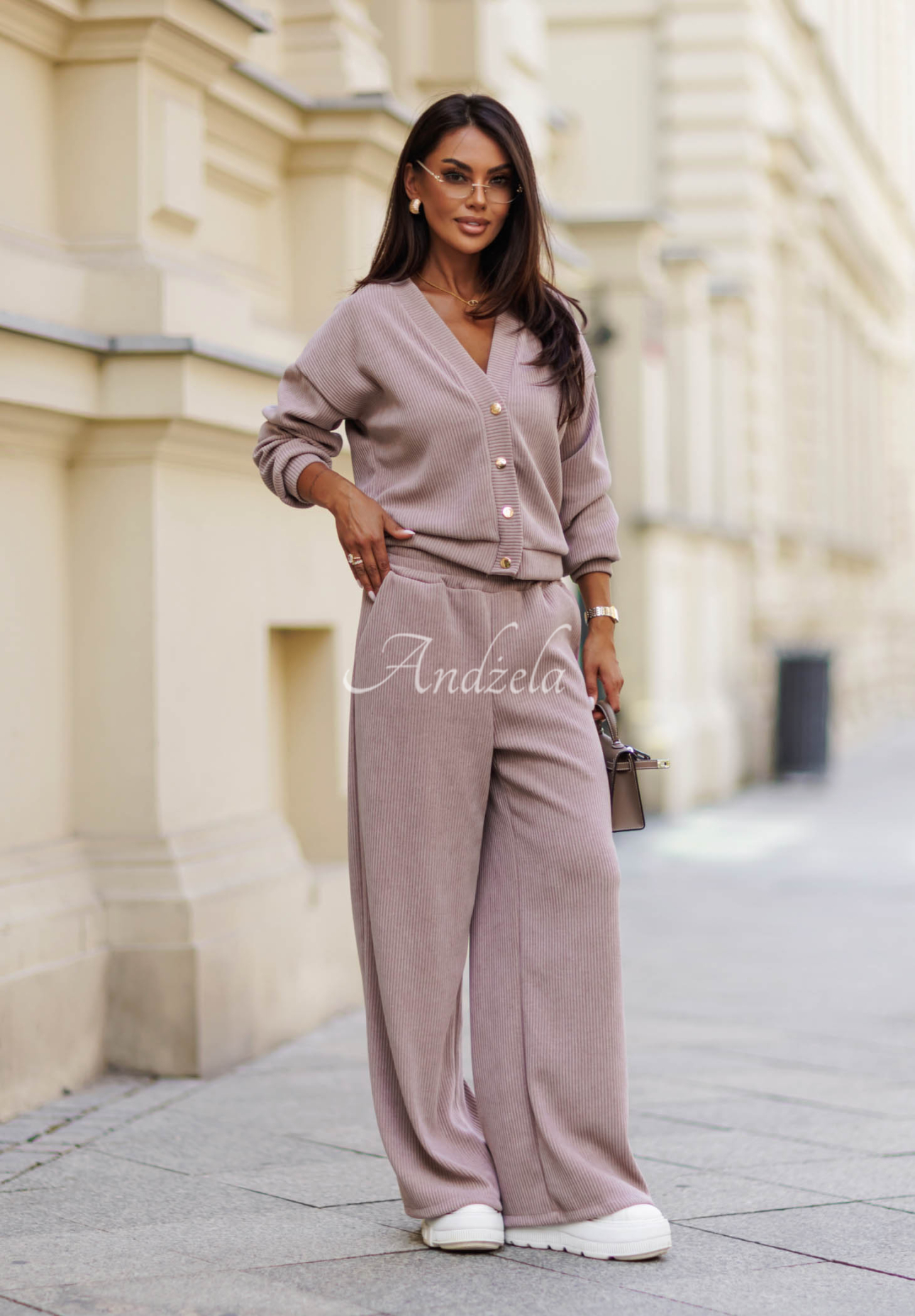 Cord-Set Sweatshirt und Hose wide leg aus Baumwolle Simple Escape Beige