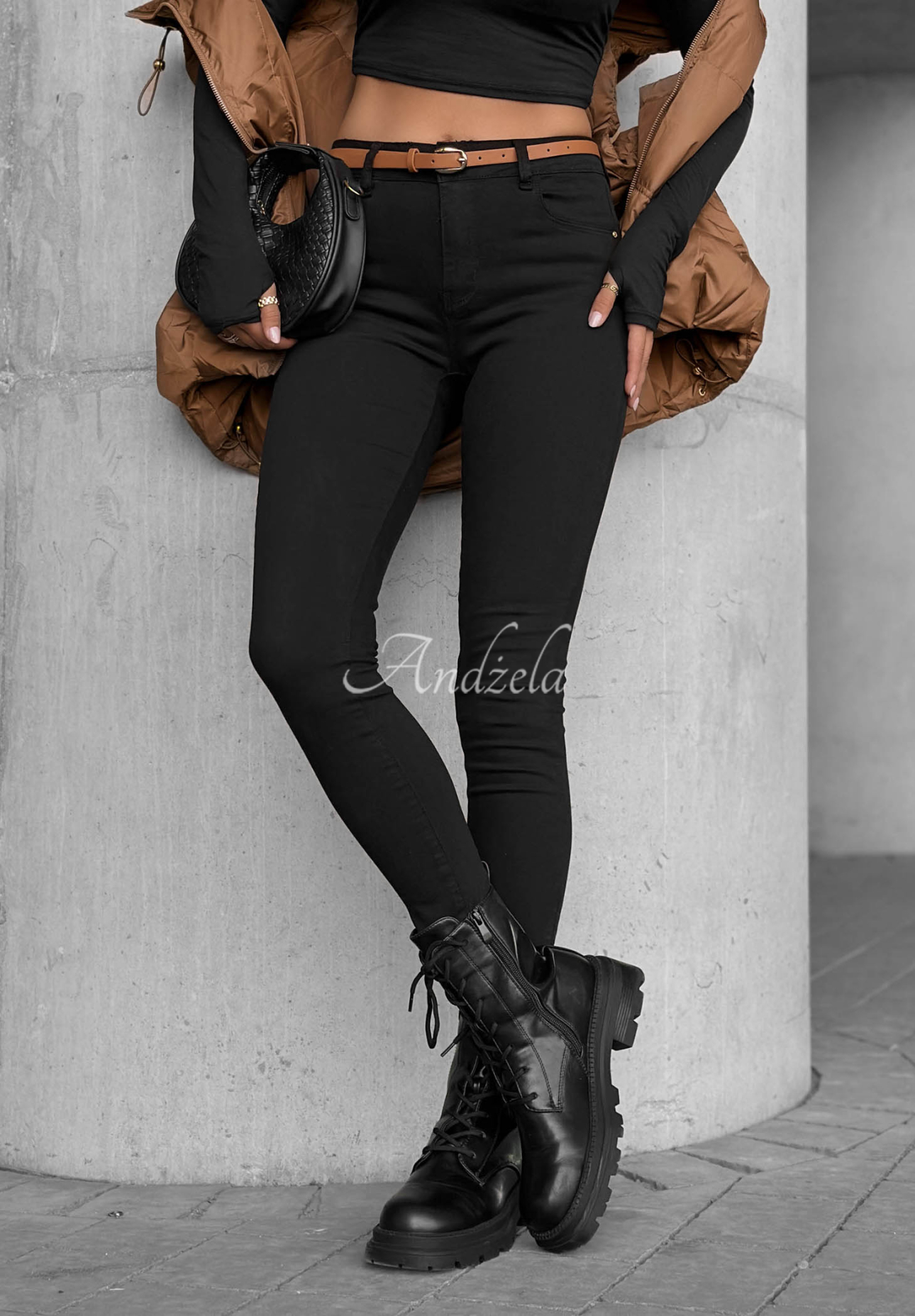 Skinny-Jeans mit Gürtel Take Care Schwarz