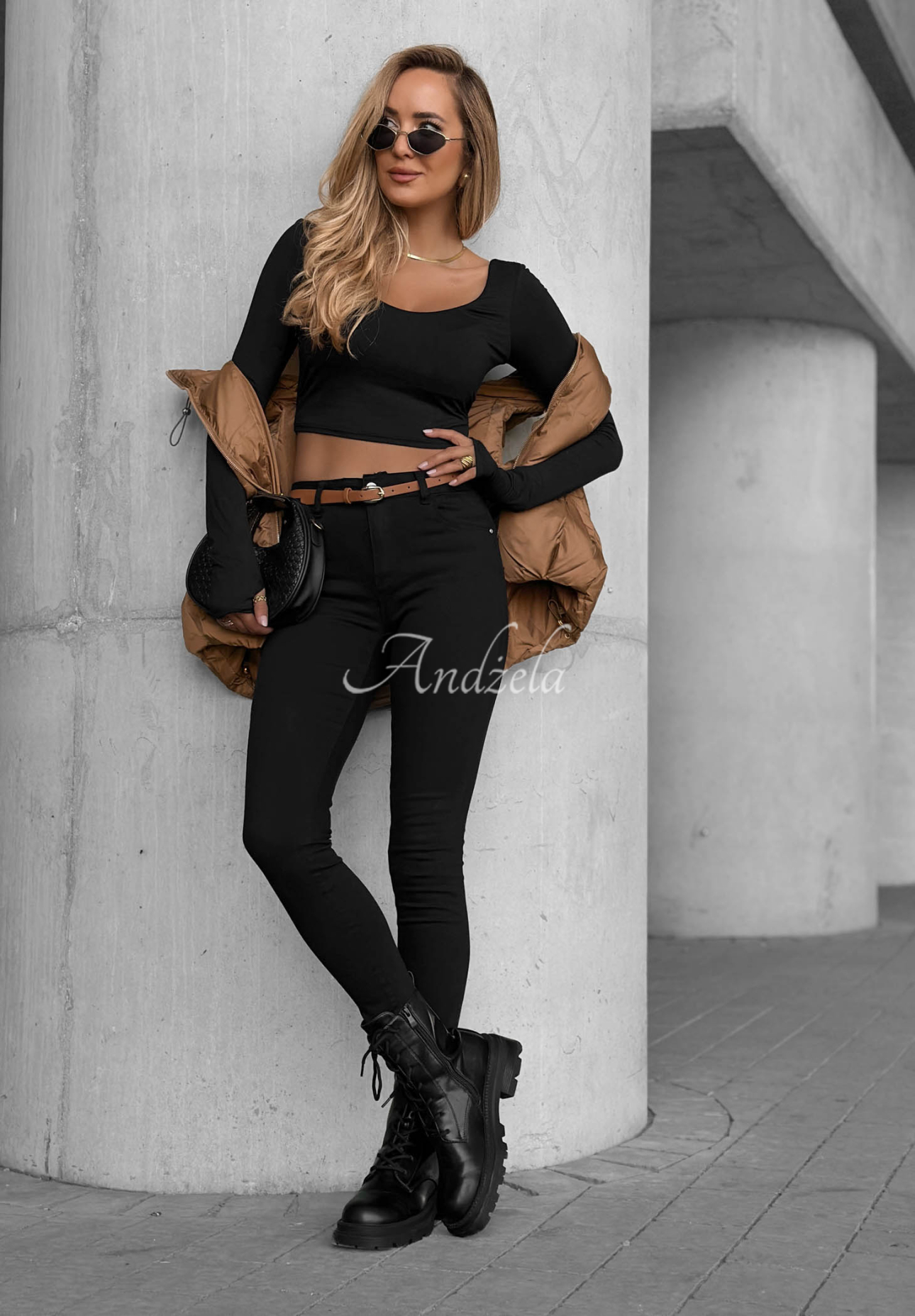Skinny-Jeans mit Gürtel Take Care Schwarz