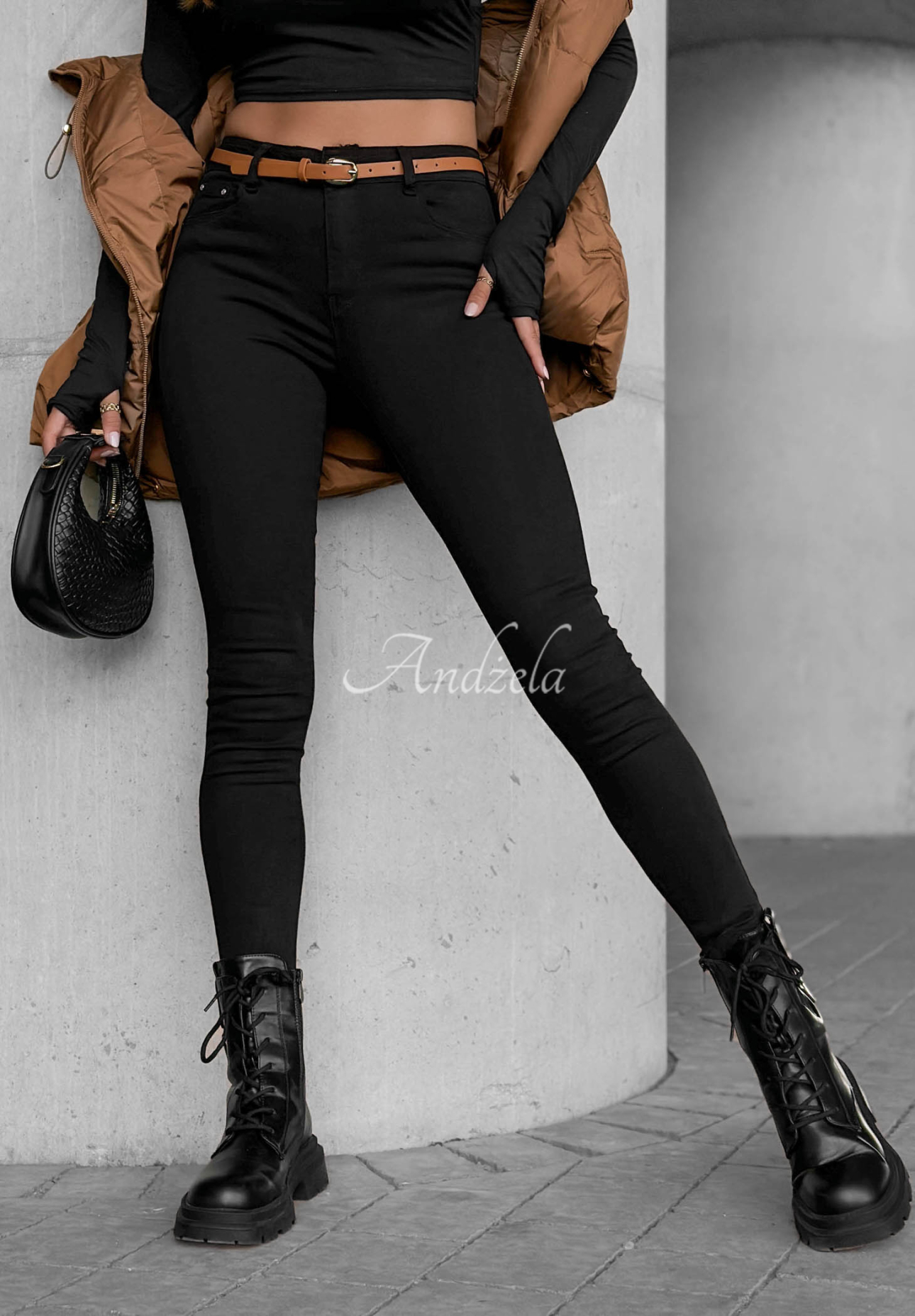 Skinny-Jeans mit Gürtel Take Care Schwarz