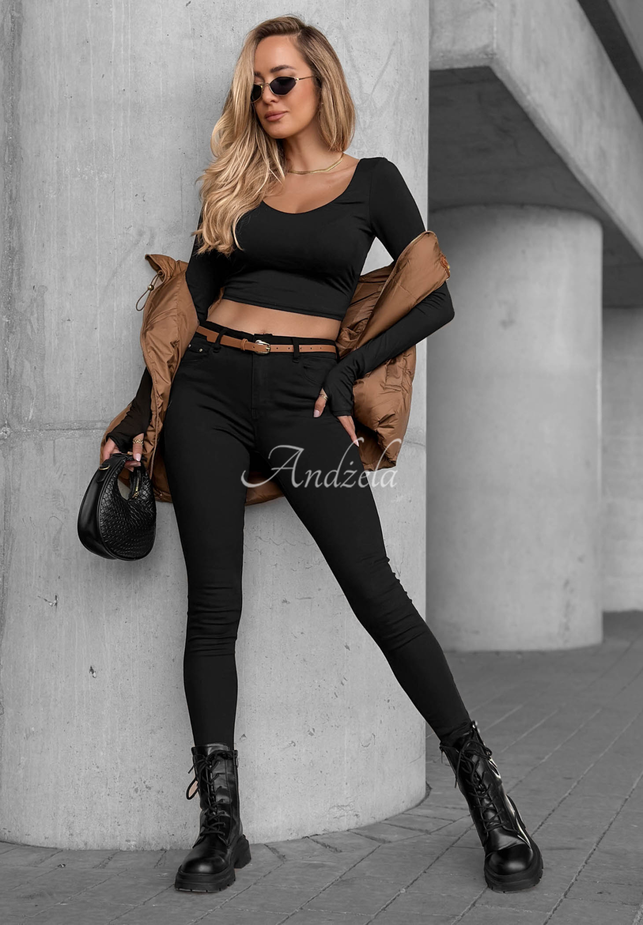 Skinny-Jeans mit Gürtel Take Care Schwarz