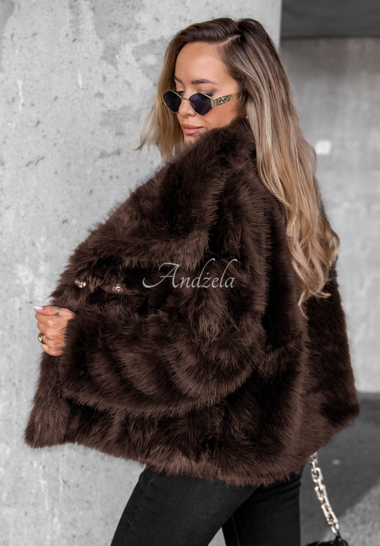 Kurzer Mantel aus Kunstfell Autumn Romance Schokoladenbraun