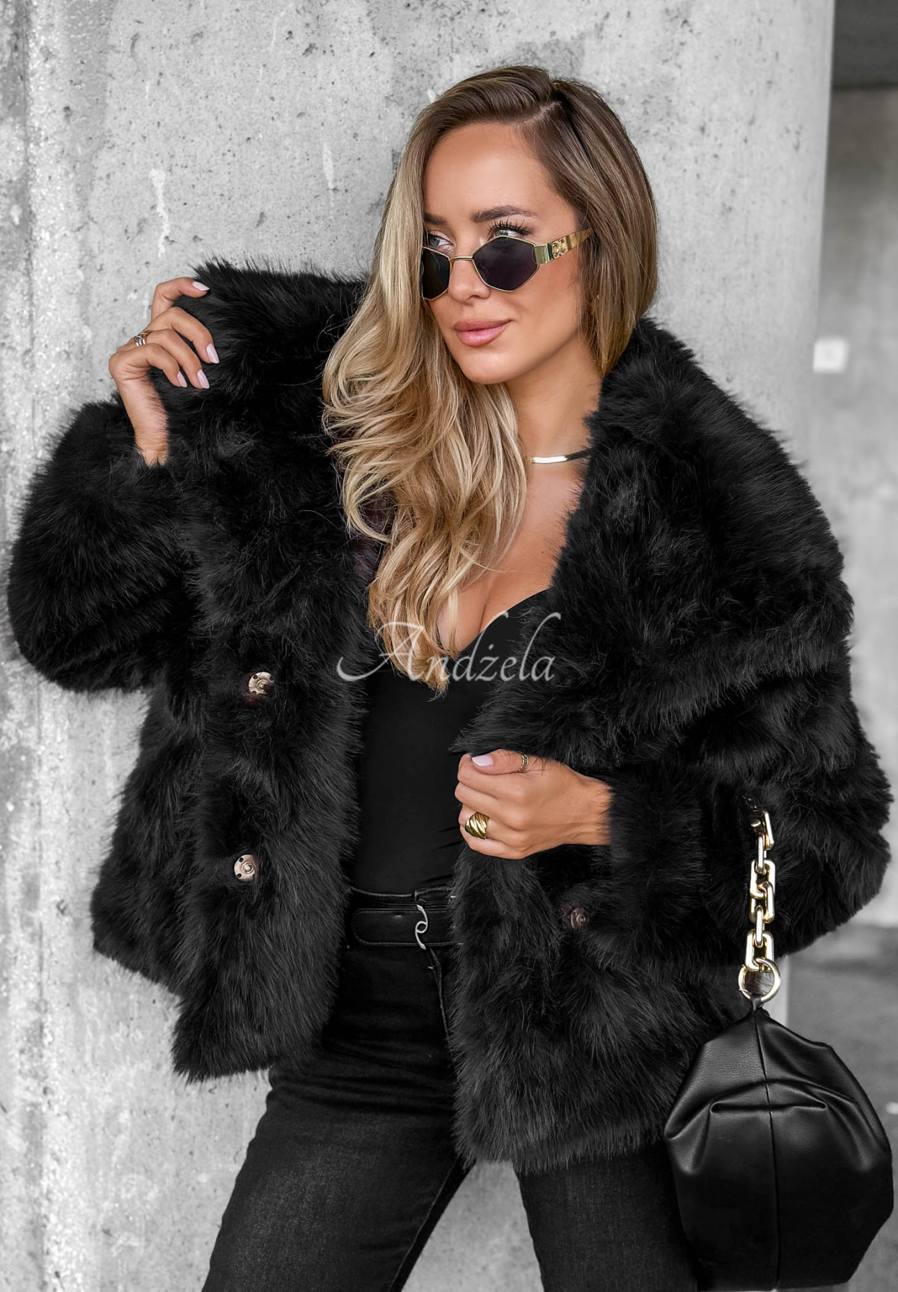 Kurzer Mantel aus Kunstfell Autumn Romance Schwarz