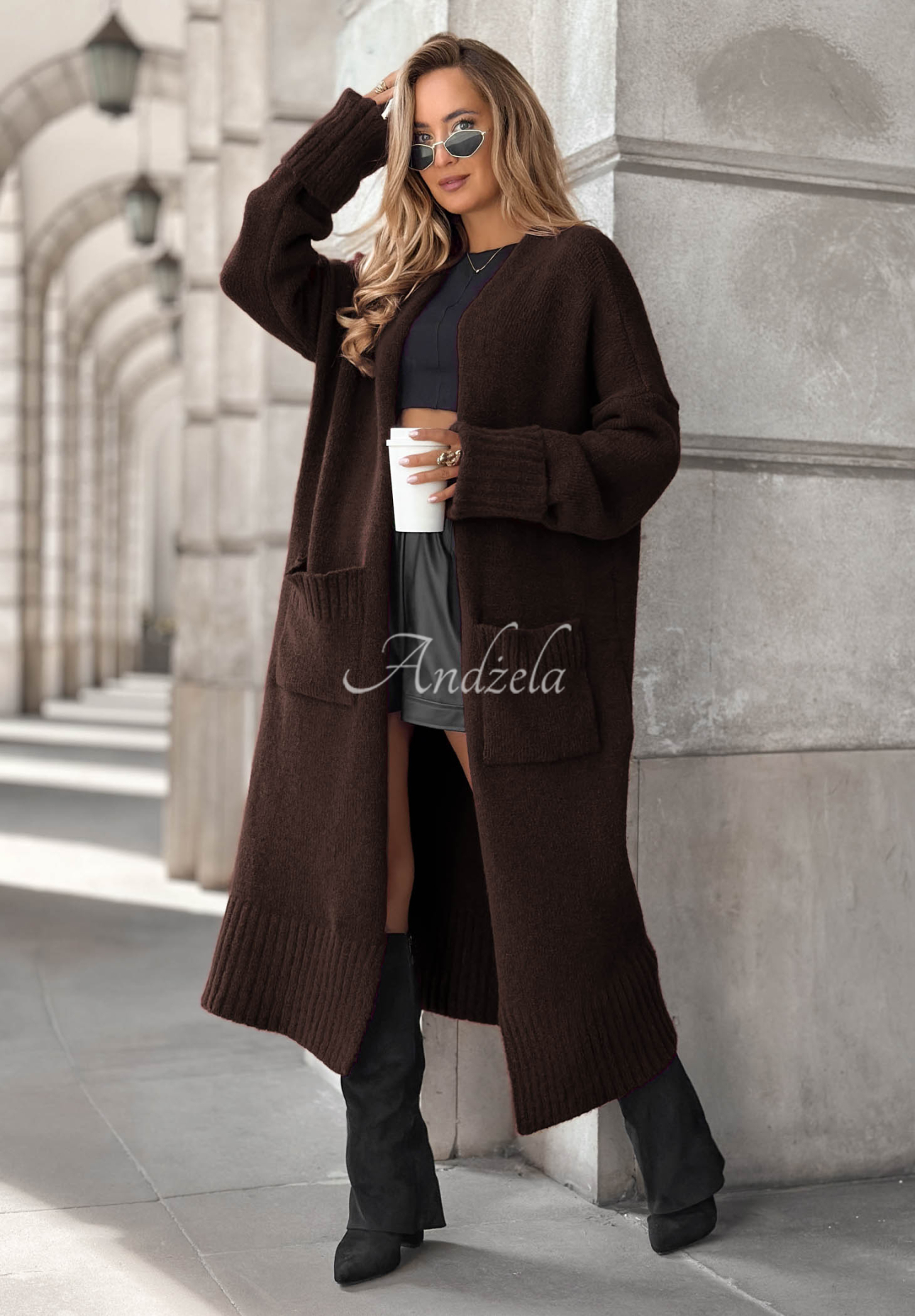 Lange oversized Strickjacke mit Taschen Marbelio Schokoladenbraun