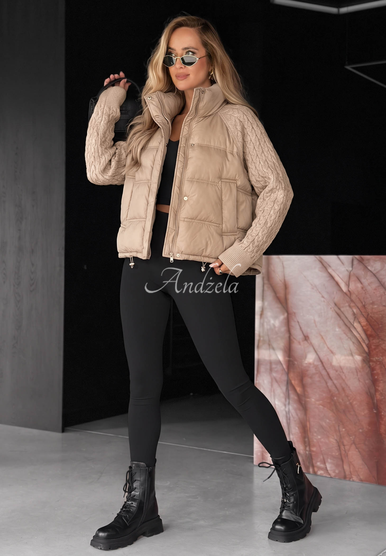 Daunenjacke mit Strickeinsätzen Never Leave Beige