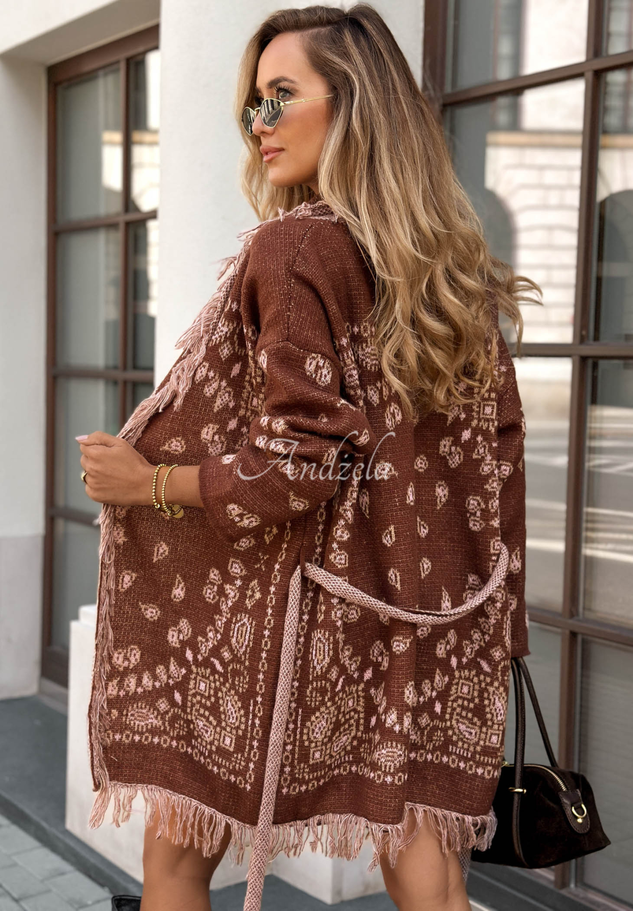 Oversize-Strickjacke mit Fransen und Mustern Autumn Goddess Schokoladenbraun