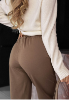 Material Hose mom fit z paskiem Urban Grace Schokoladenbraun