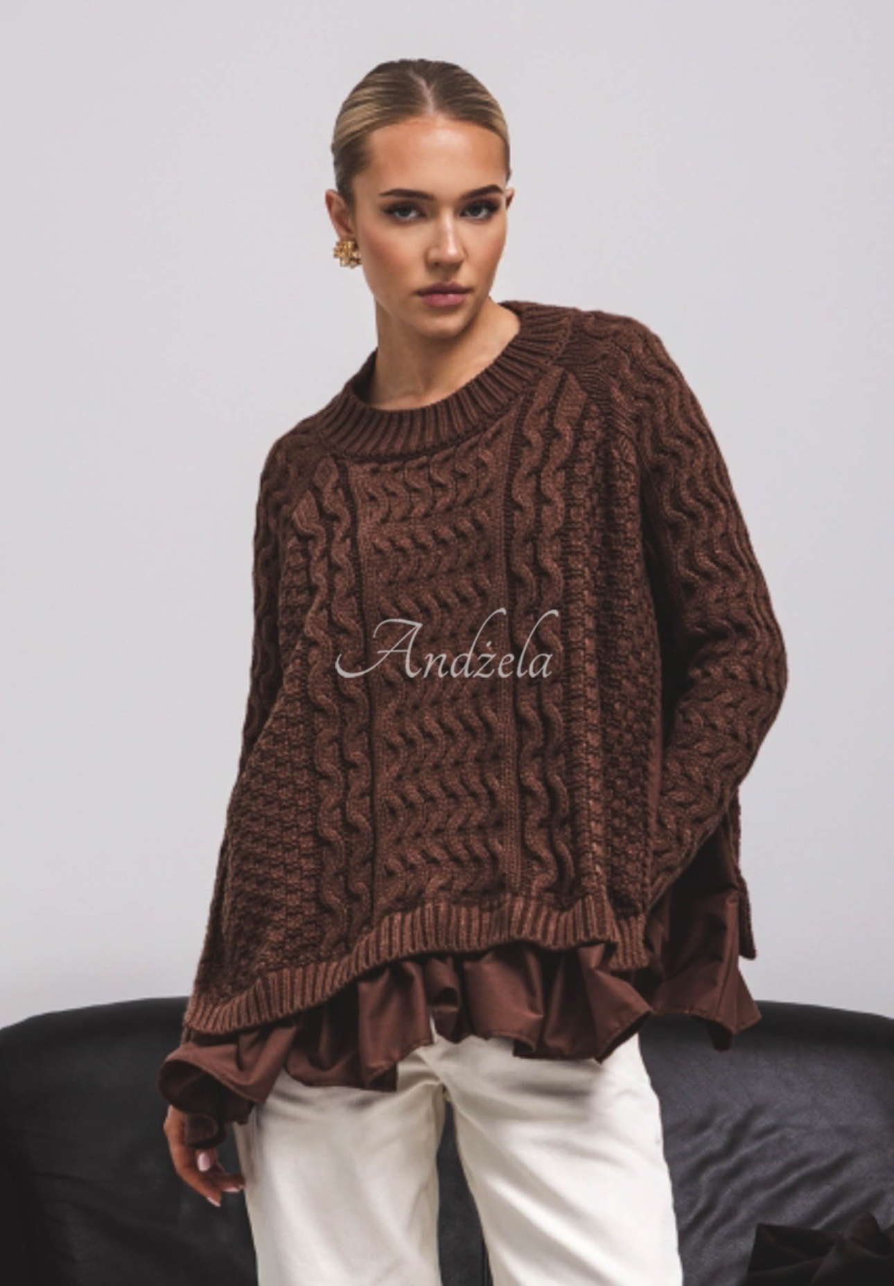 Dekorativ gewebter Pullover mit Rüschen Cocomore Timeless Beauty Schokoladenbraun