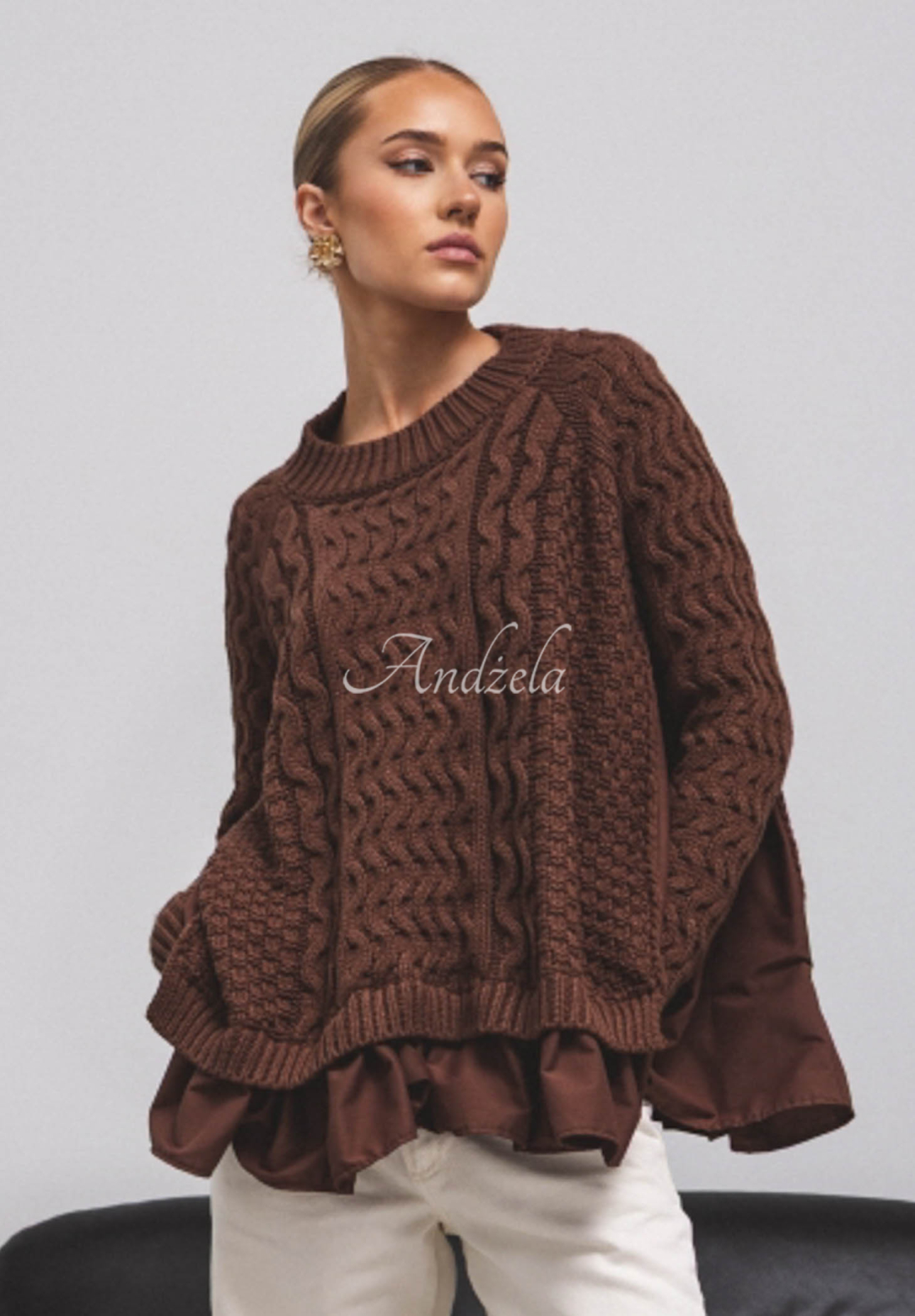 Dekorativ gewebter Pullover mit Rüschen Cocomore Timeless Beauty Schokoladenbraun