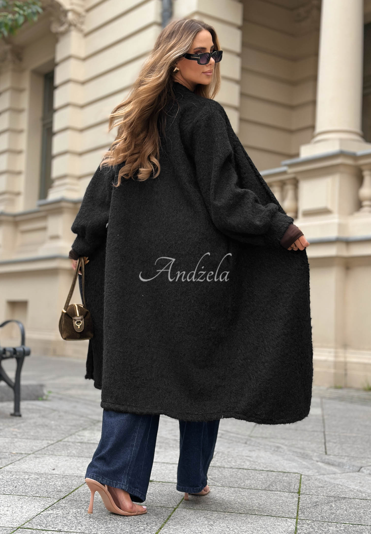 Langer Mantel aus Lammfellimitat oversize Caramel Latte Schwarz