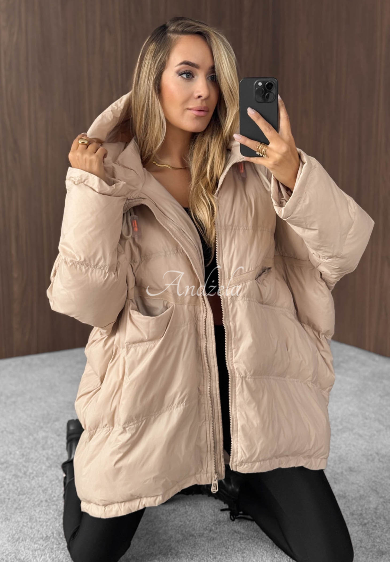 Daunenjacke mit Kapuze Coldest Of Times Beige