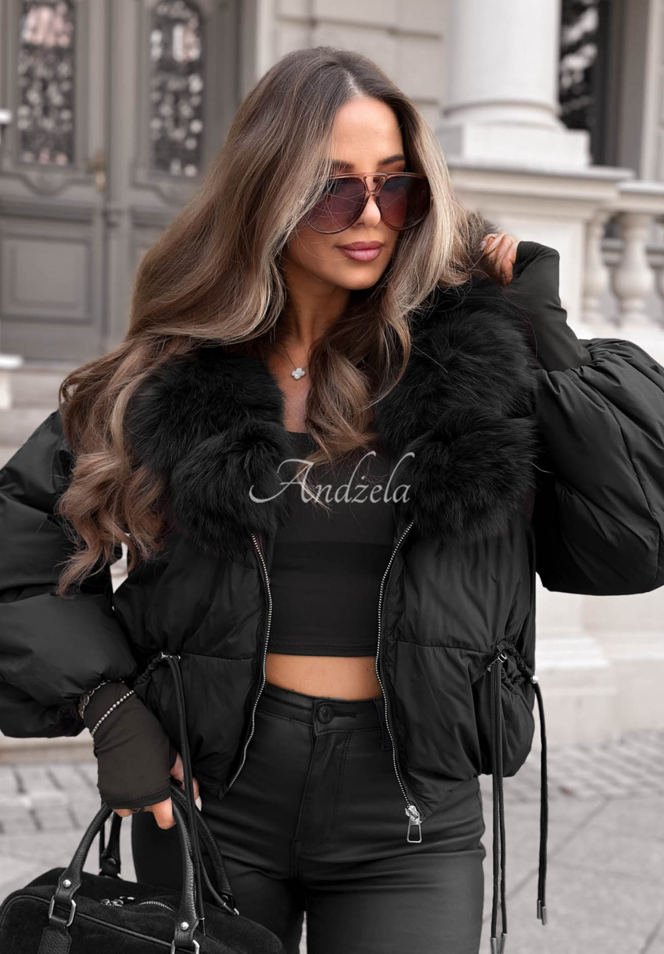 Kurze Daunenjacke mit echtem Pelz Winter Trail Schwarz
