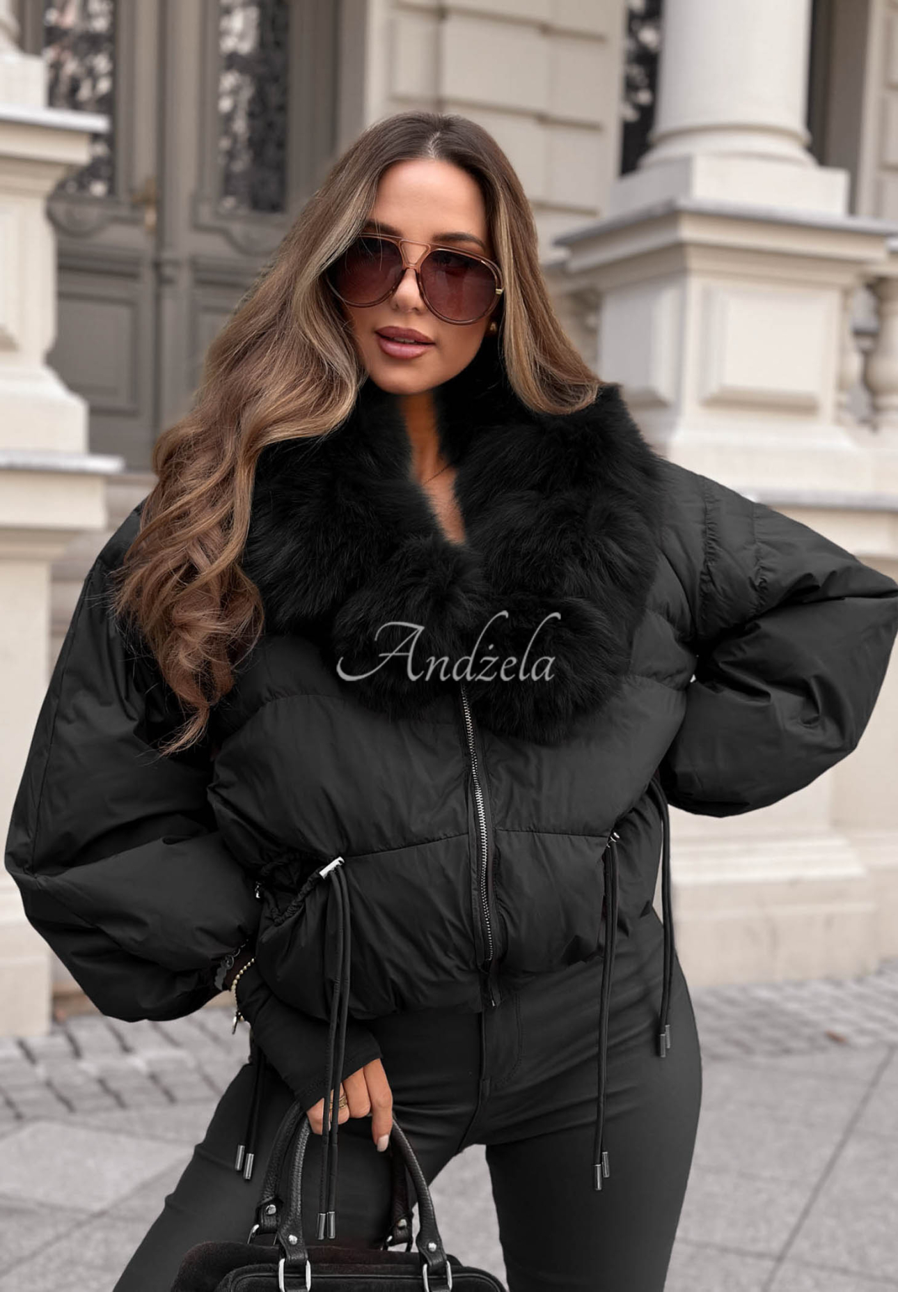 Kurze Daunenjacke mit echtem Pelz Winter Trail Schwarz