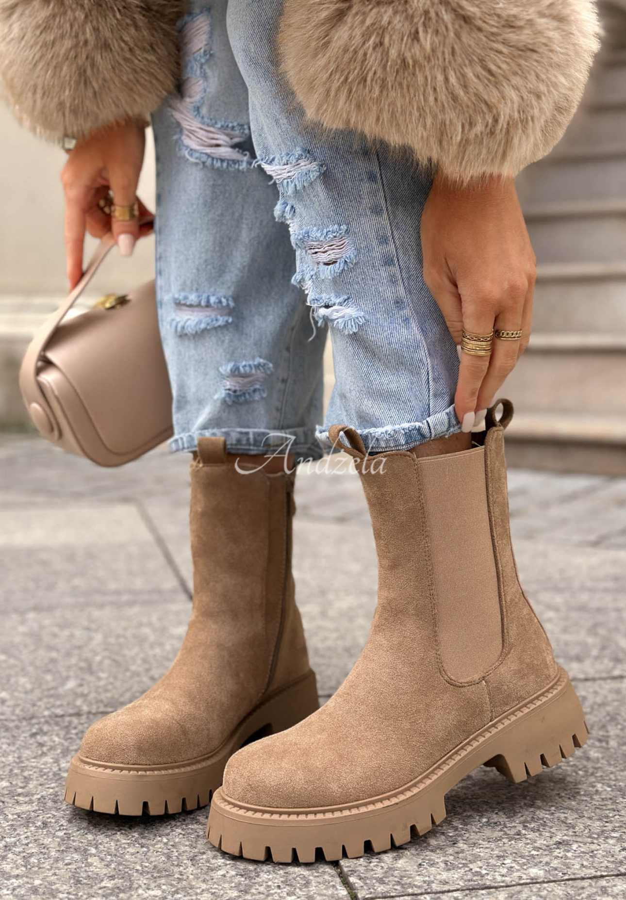 Stiefeletten aus Wildlederimitat Timeless Step Beige