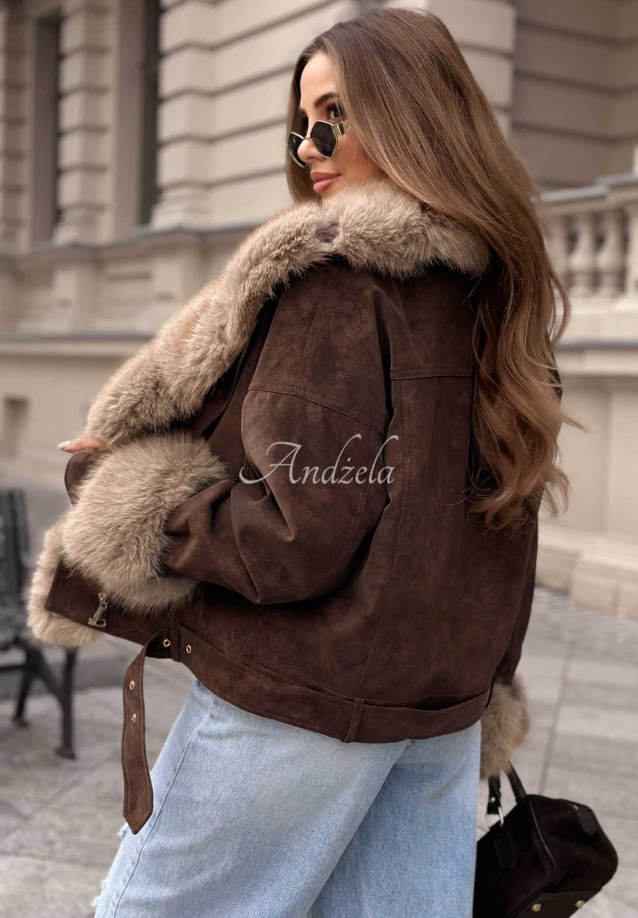 Kurze Jacke mit Fellimitat Golden Season schokoladenbraun-beige