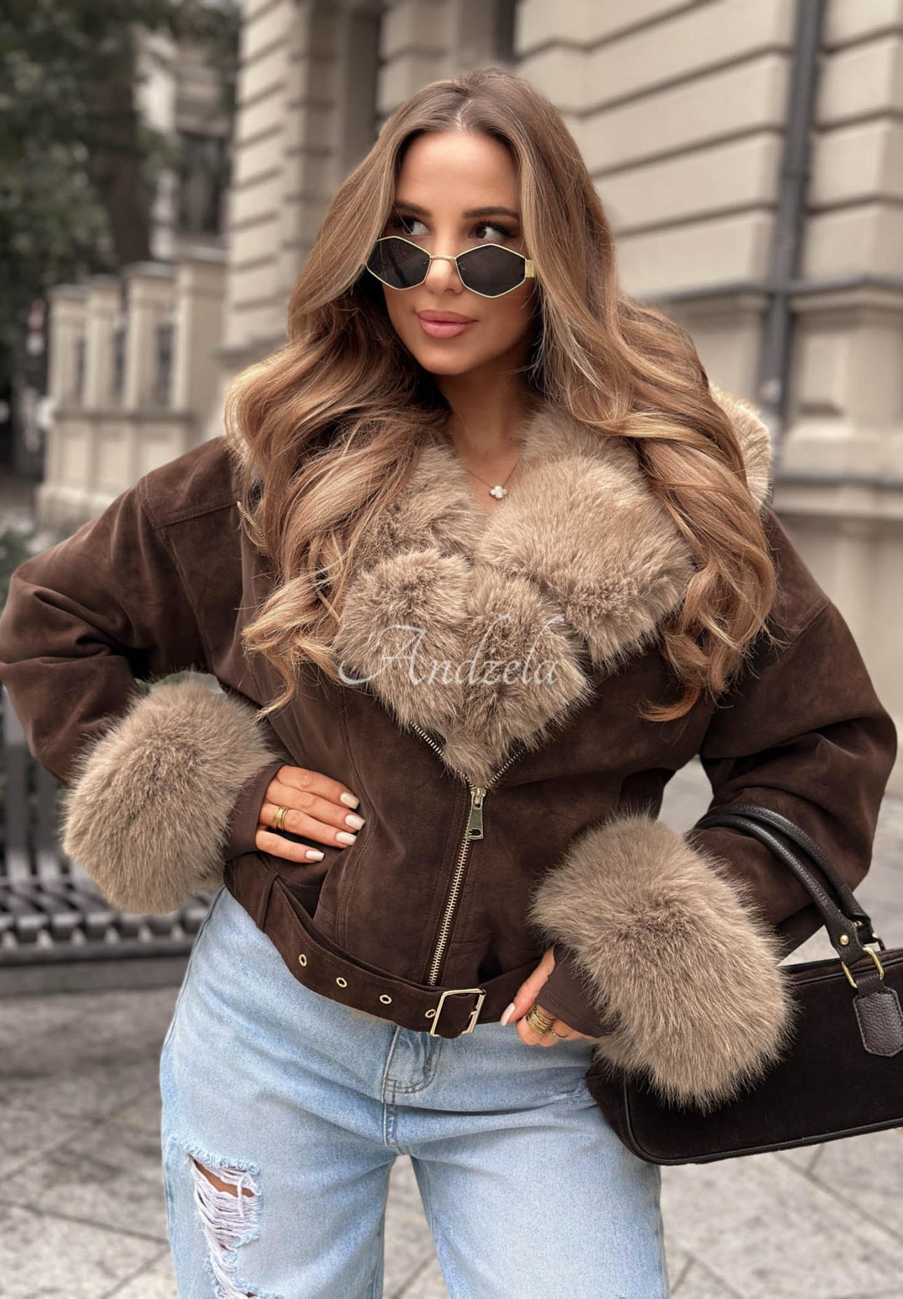 Kurze Jacke mit Fellimitat Golden Season schokoladenbraun-beige