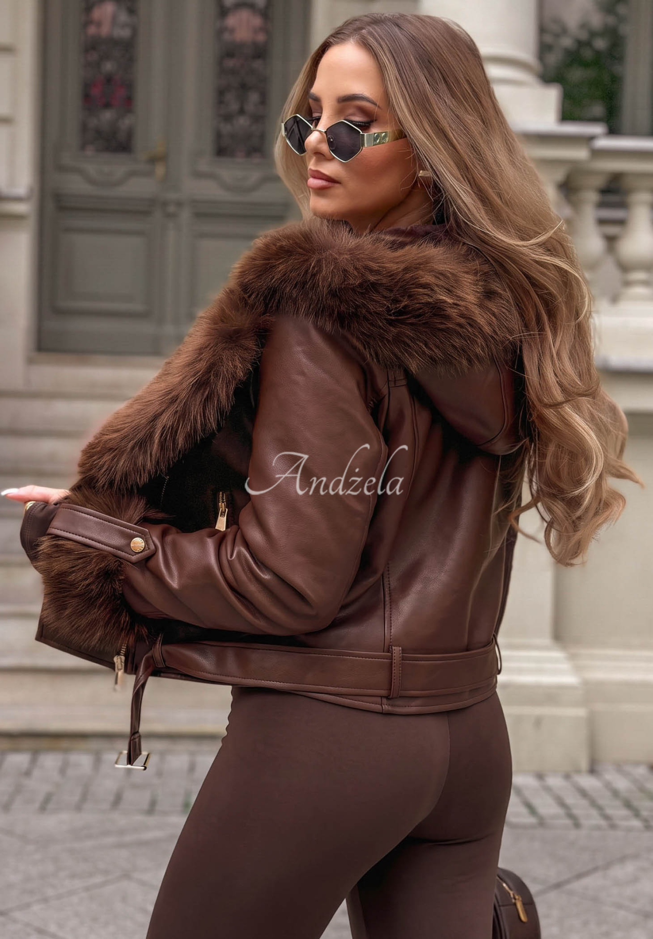 Kurze Bikerjacke aus Lederimitat mit Kunstfell Moon Shadow Schokoladenbraun