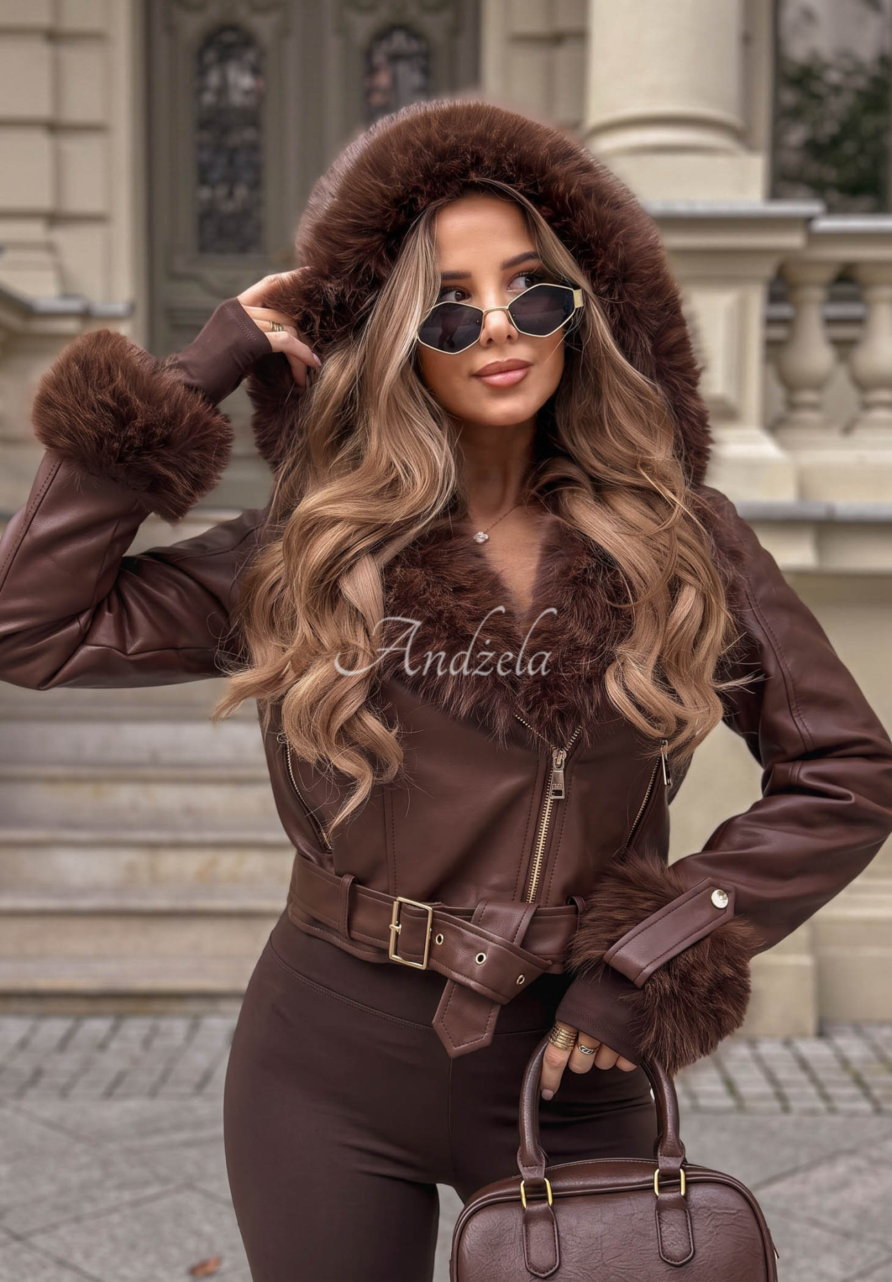 Kurze Bikerjacke aus Lederimitat mit Kunstfell Moon Shadow Schokoladenbraun