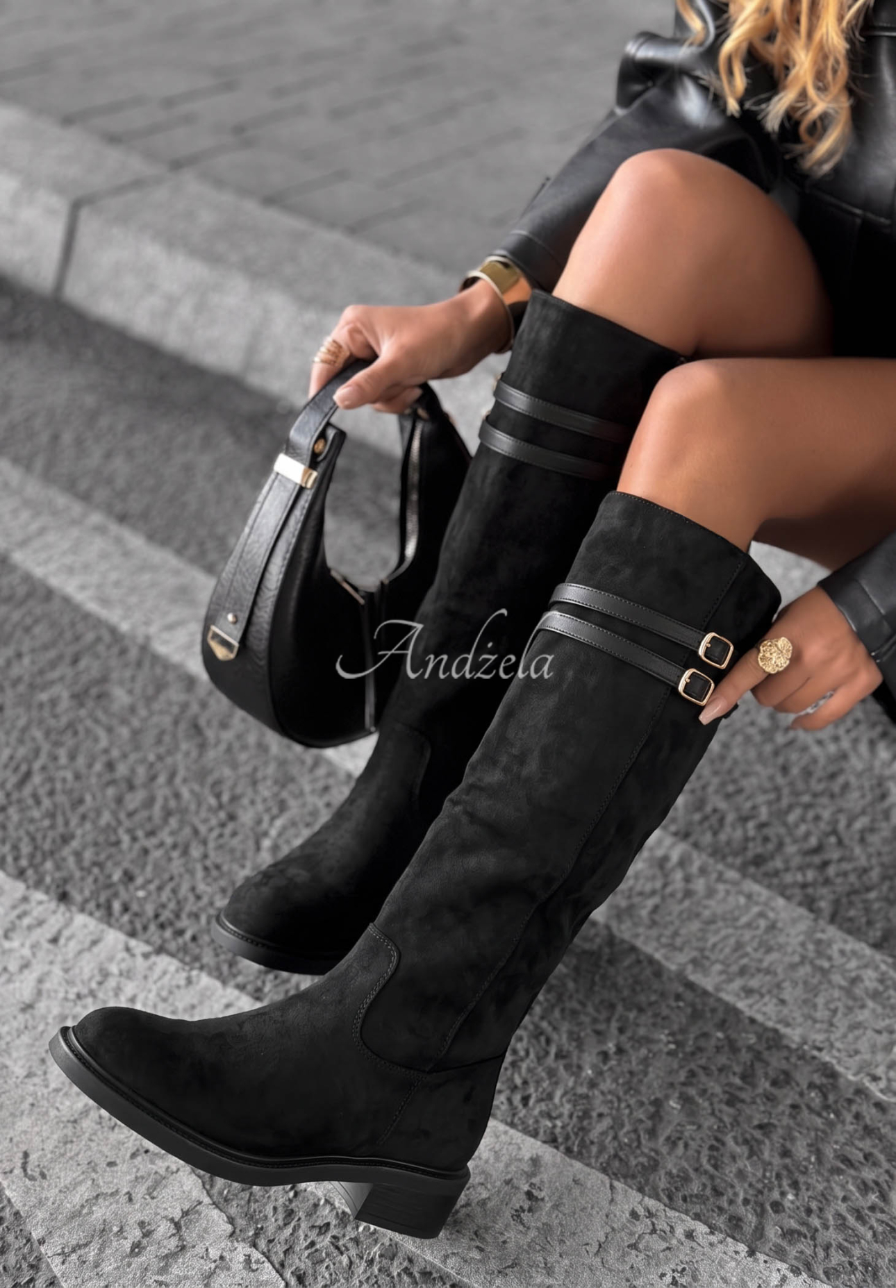 Kniehohe Stiefel aus Wildlederimitat Autumn Grace Schwarz
